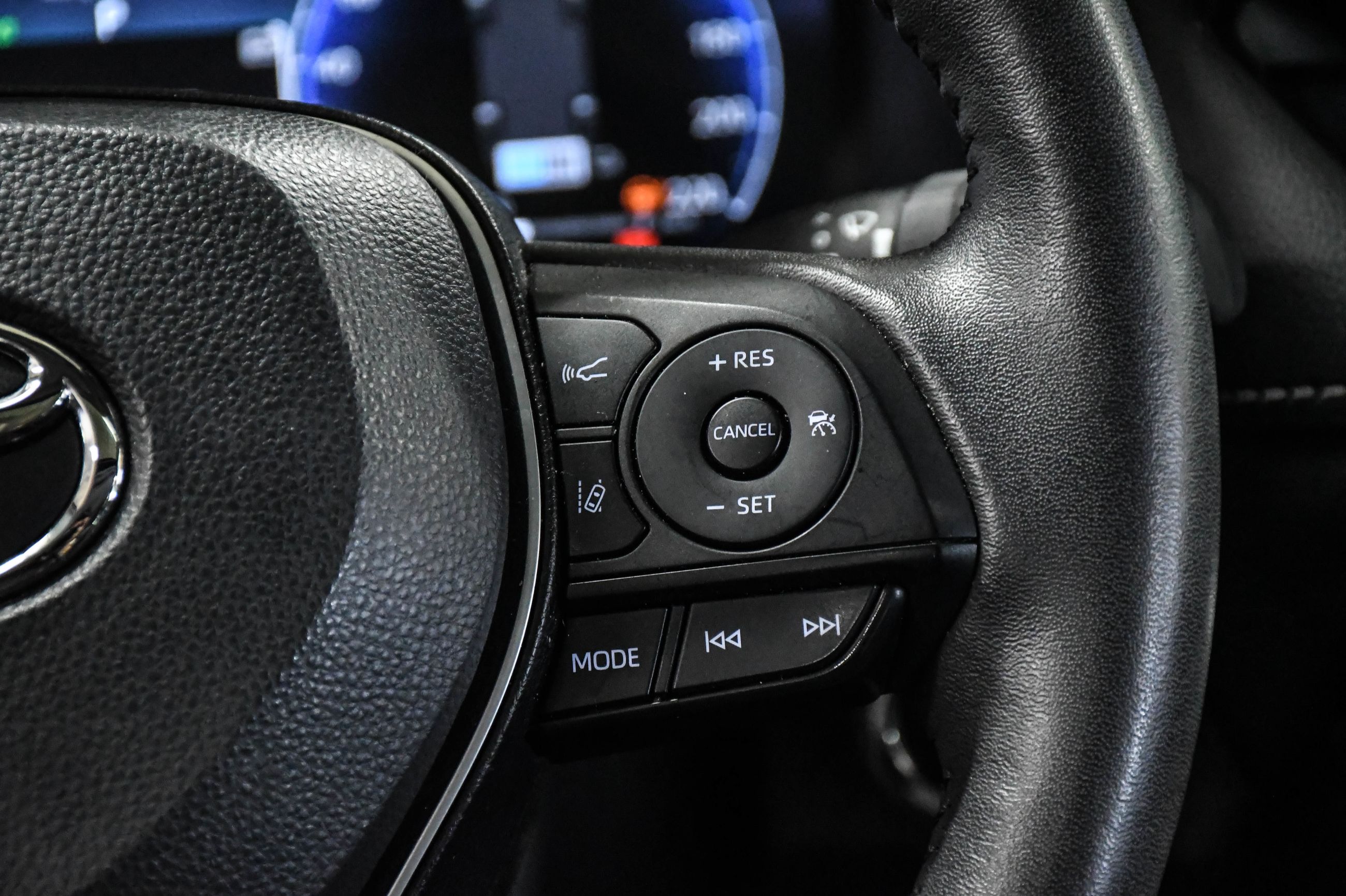 Toyota RAV4 Hybrid  2023
