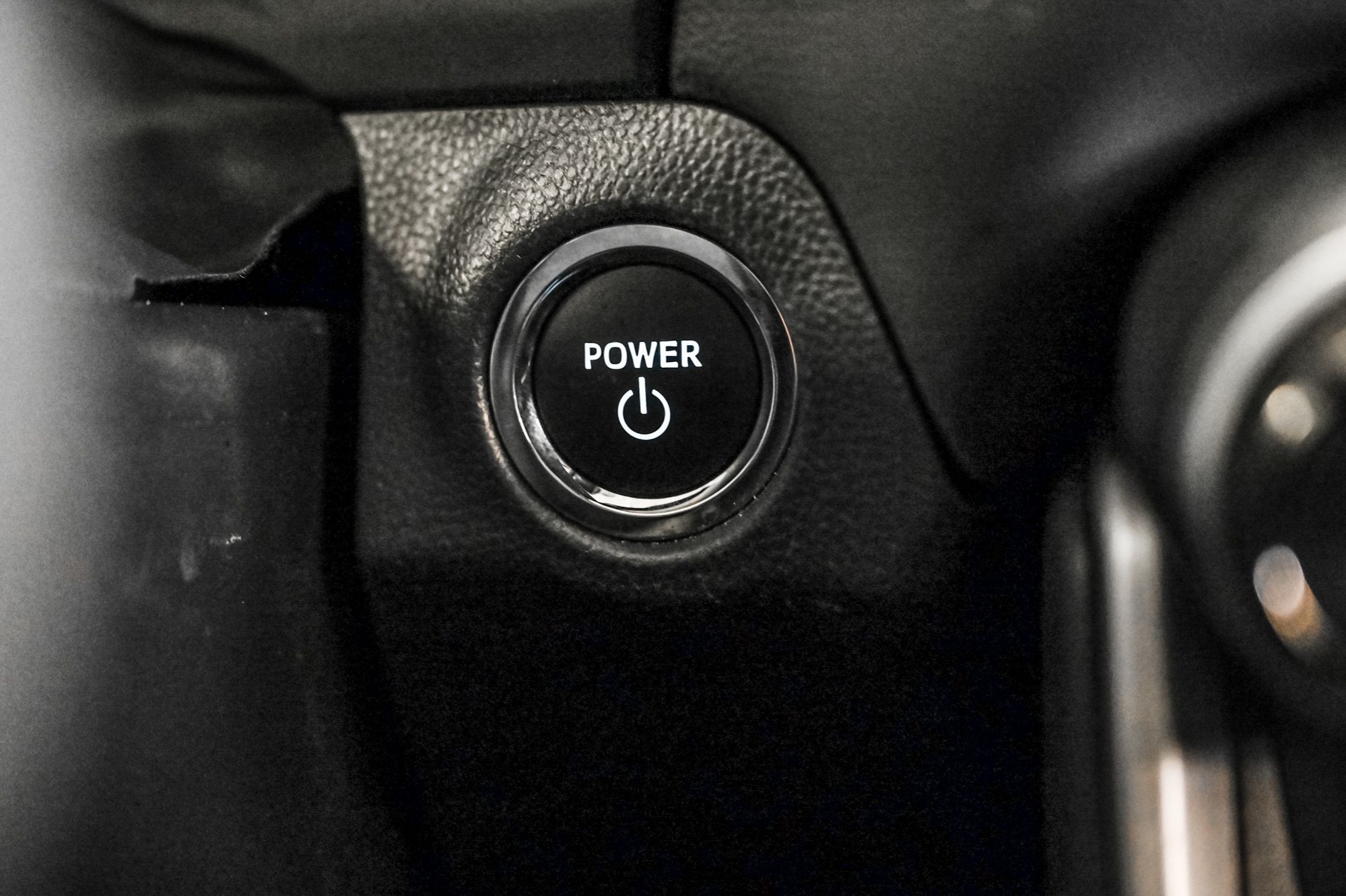 Toyota RAV4 Hybrid  2024