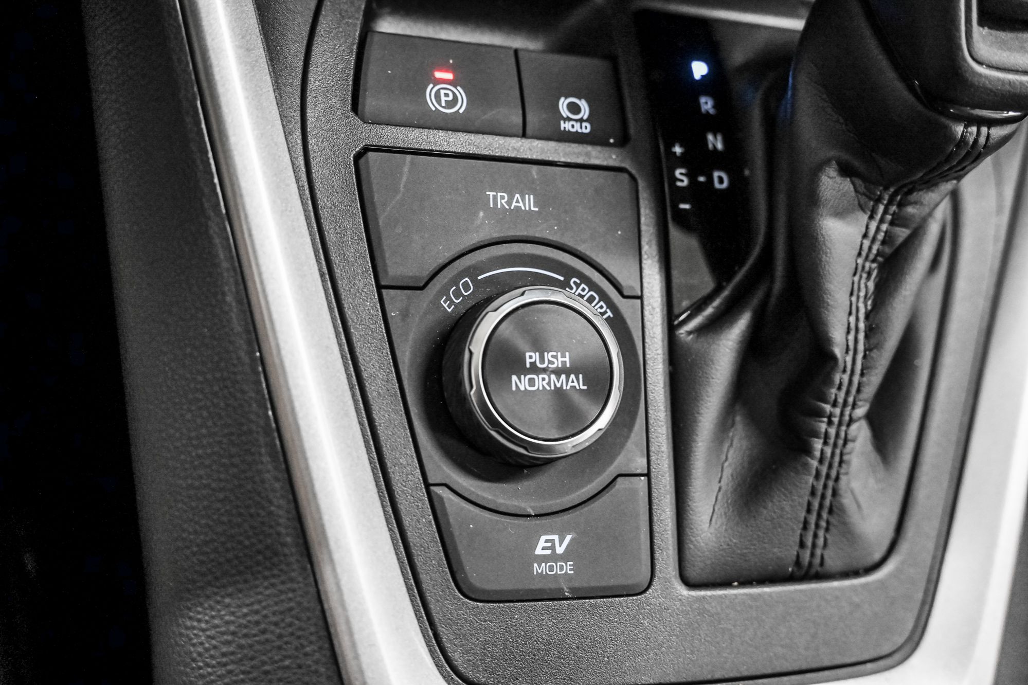 2025 Toyota RAV4 Hybrid