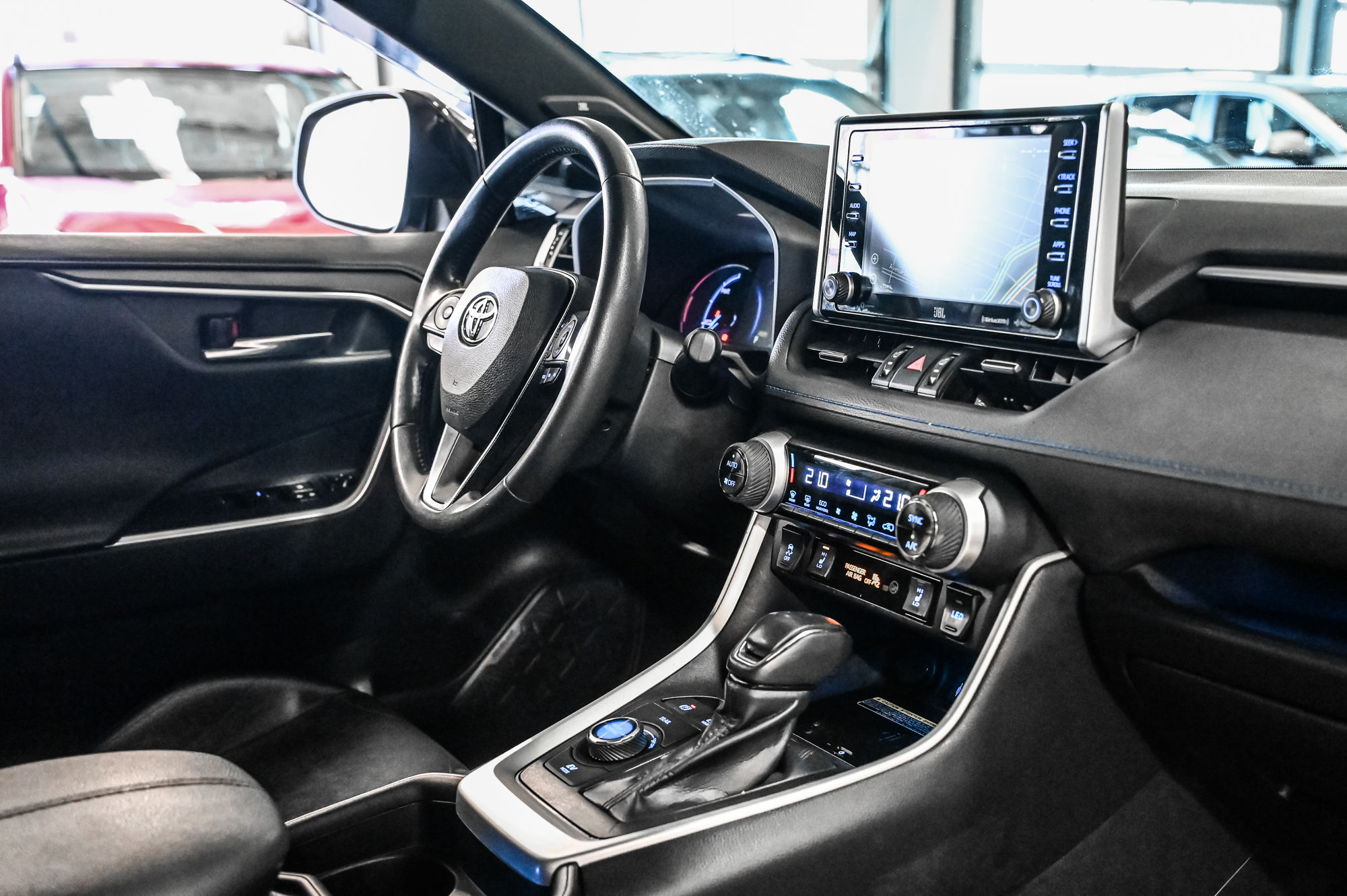 2019 Toyota RAV4 Hybrid in Verdun, Quebec