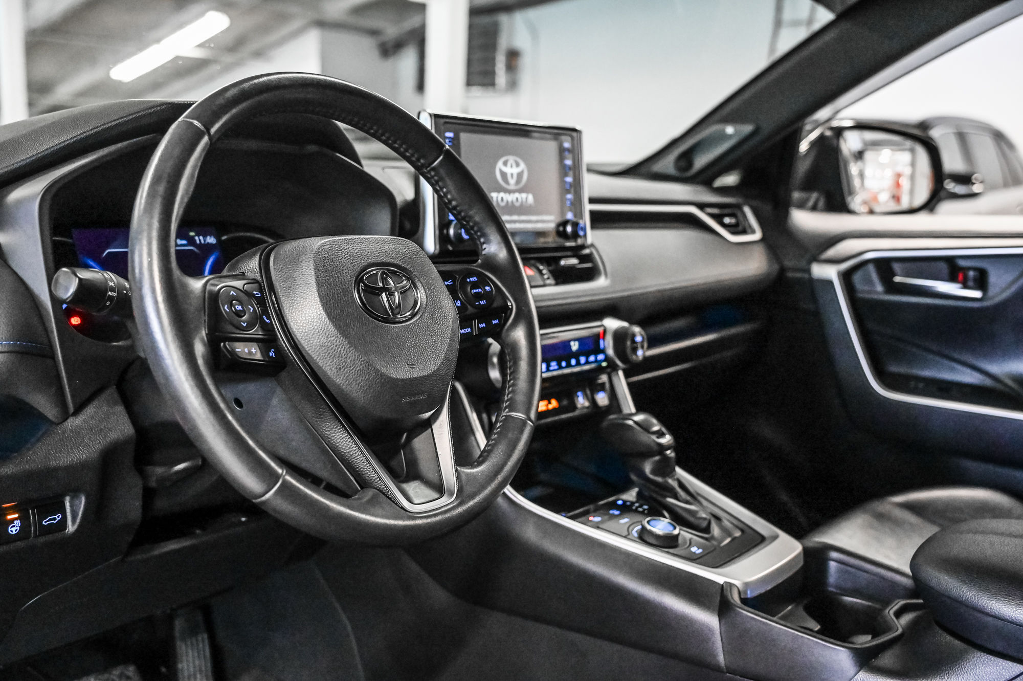 2019 Toyota RAV4 Hybrid in Verdun, Quebec