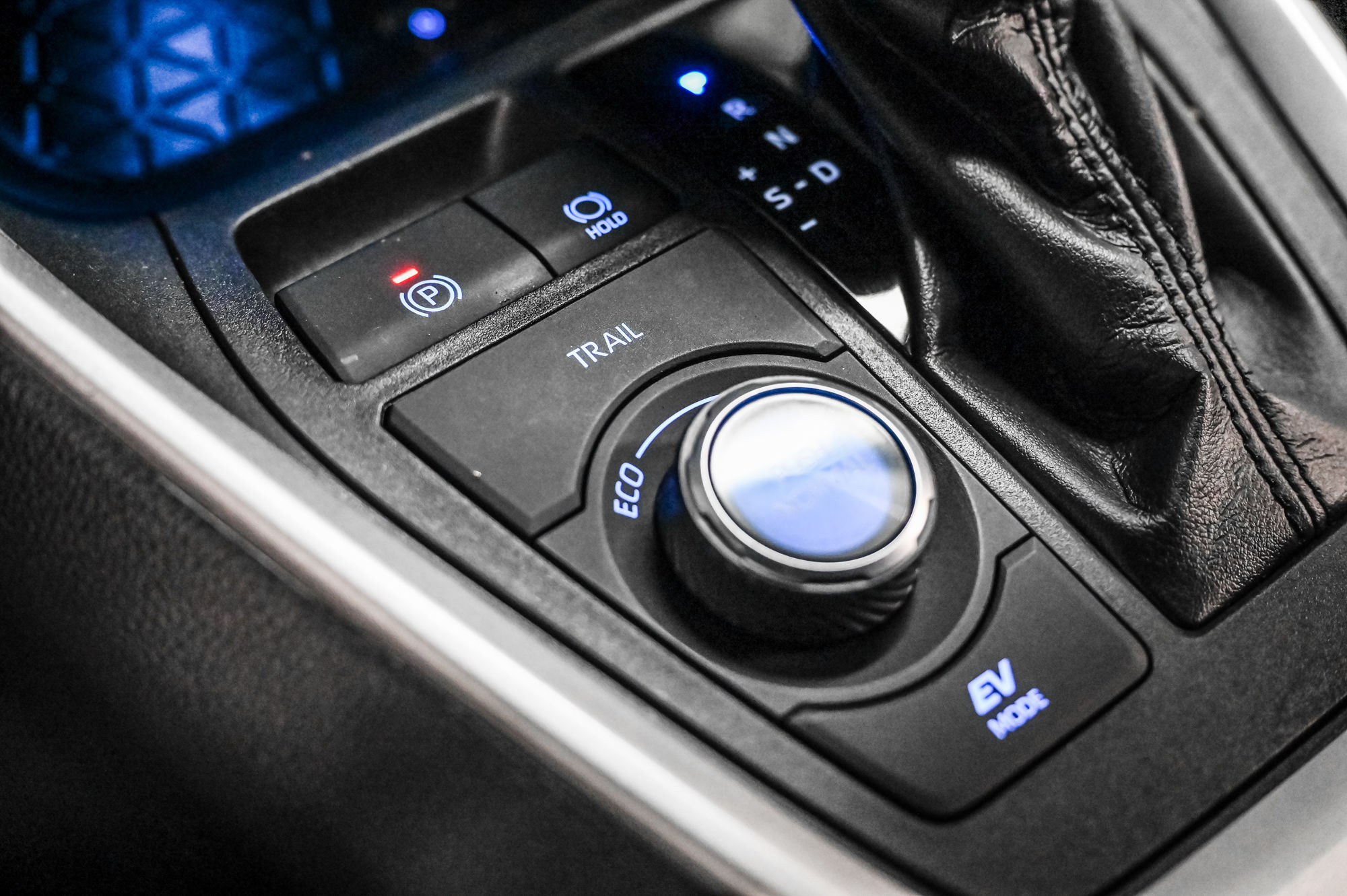 2019 Toyota RAV4 Hybrid in Verdun, Quebec