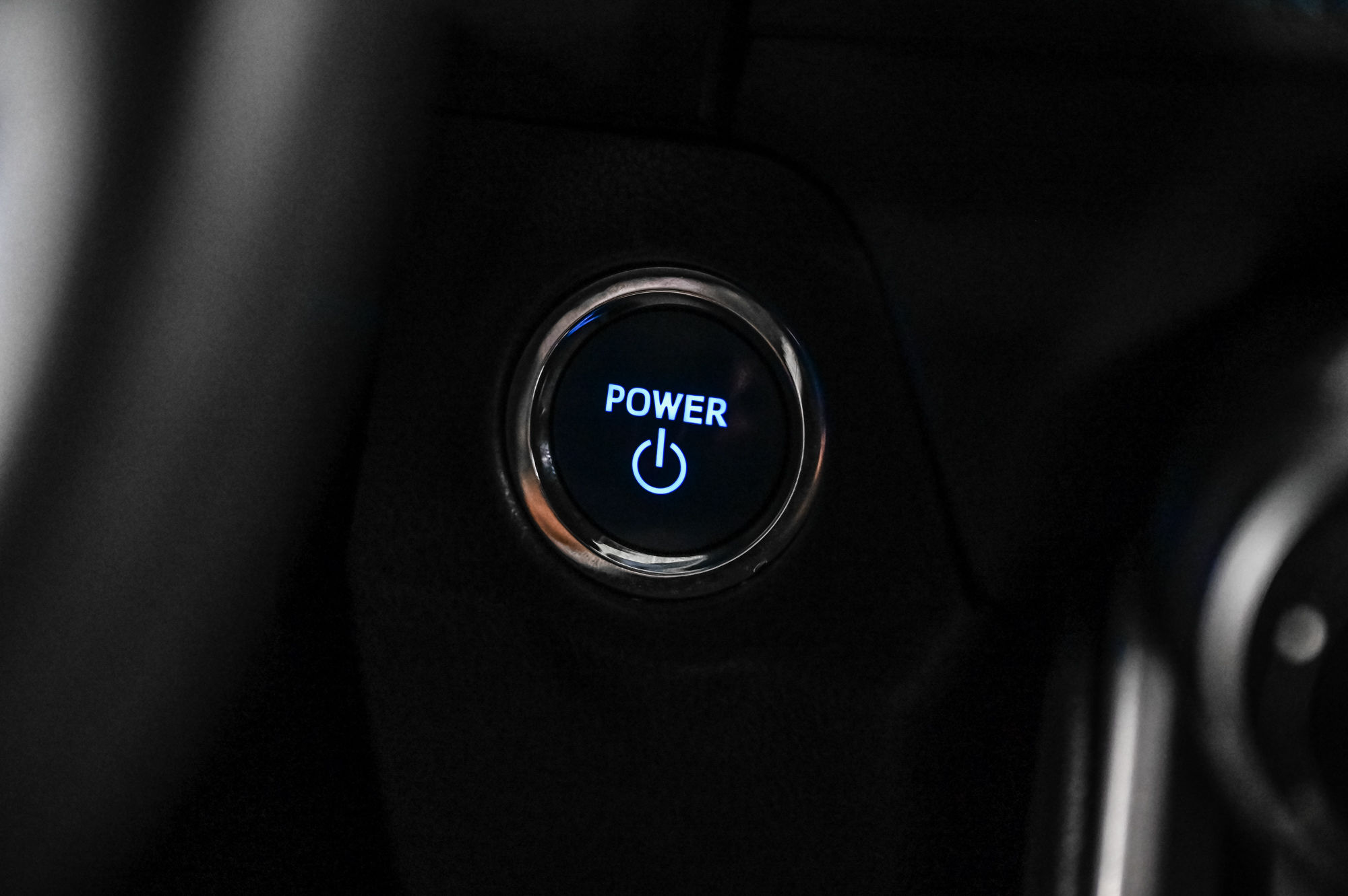 2019 Toyota RAV4 Hybrid in Verdun, Quebec