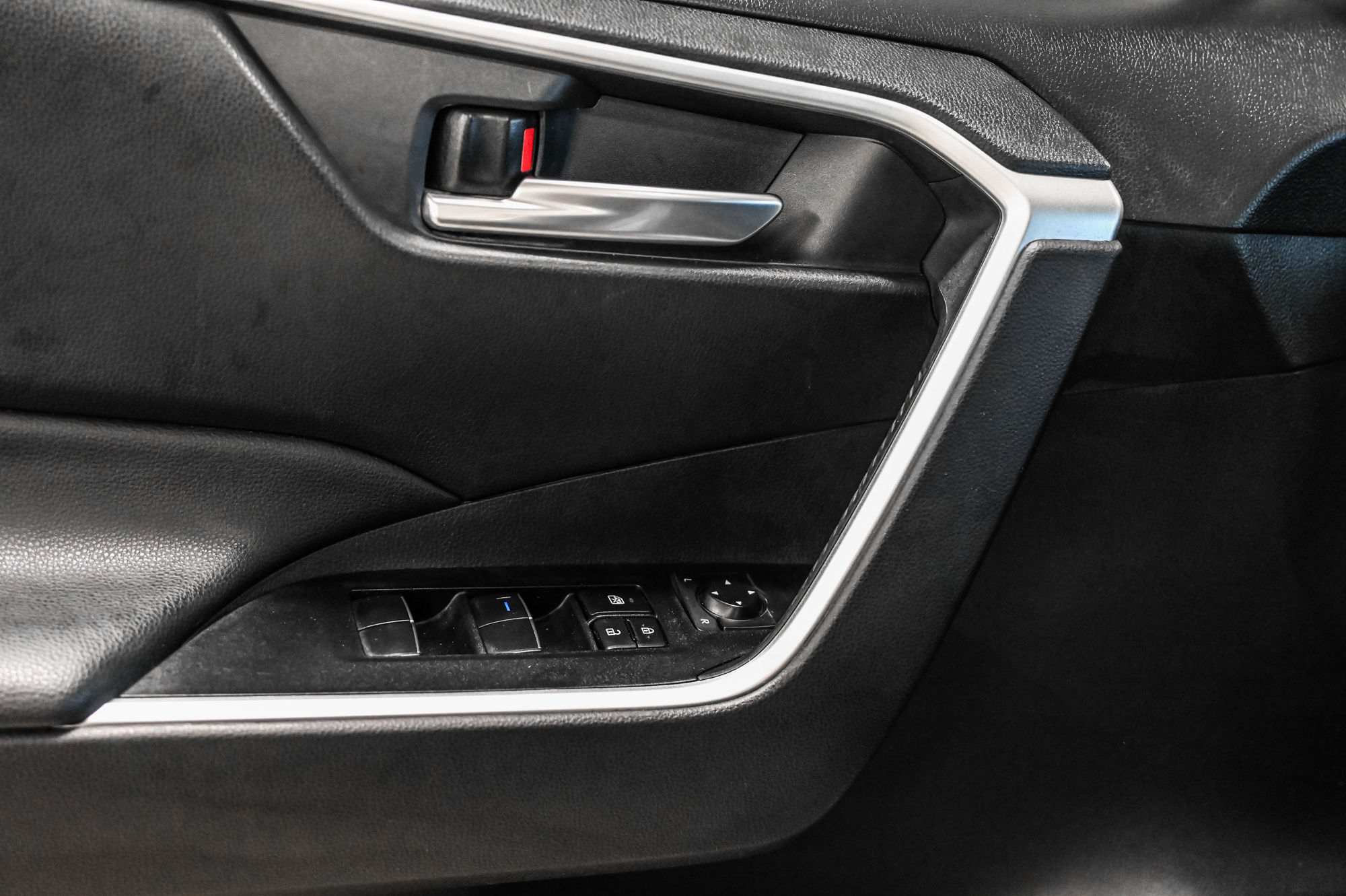 Toyota RAV4 Hybrid  2021 à Verdun, Québec