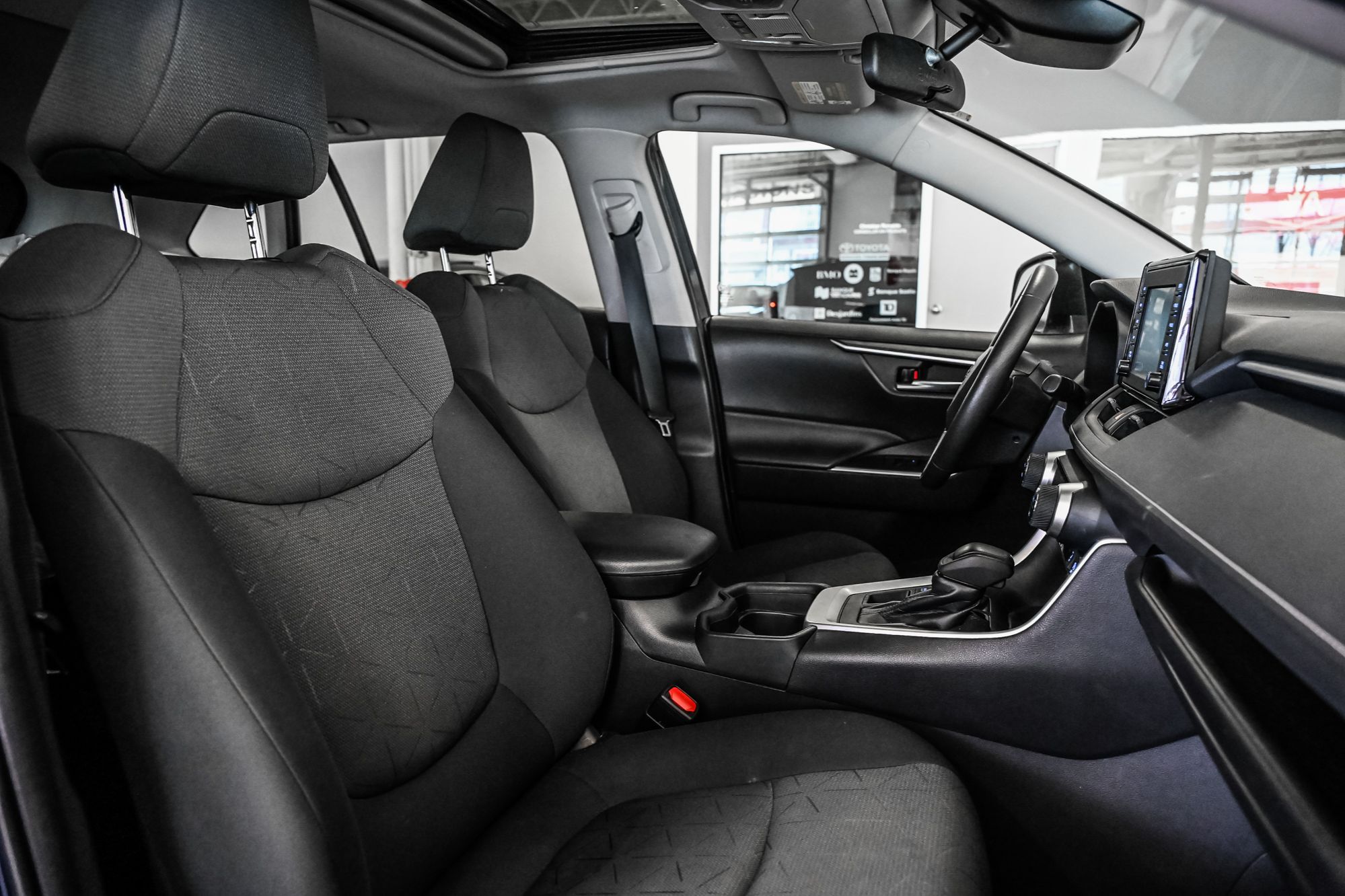 Toyota RAV4  2021 à Verdun, Québec