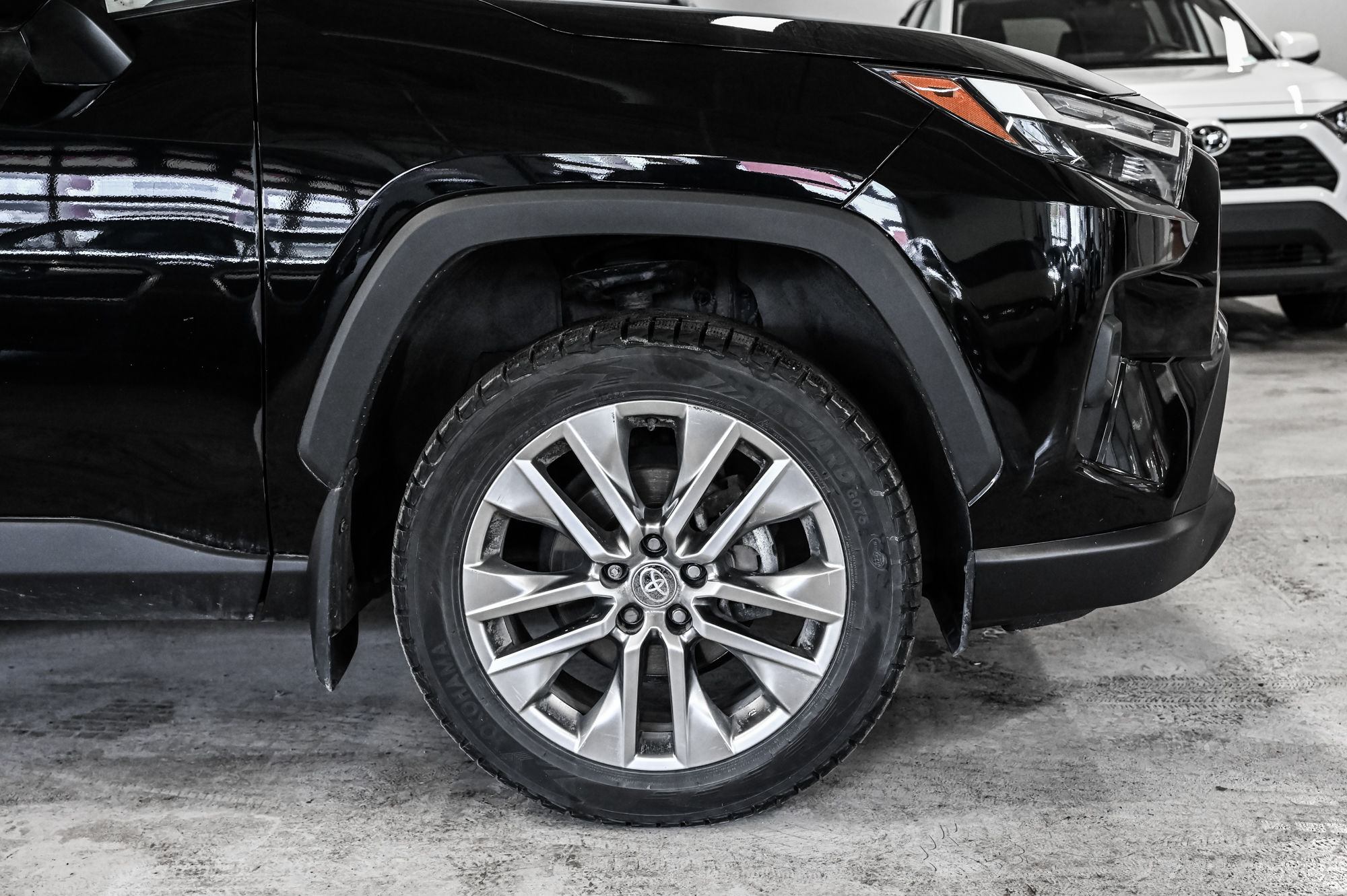 Toyota RAV4  2023 à Verdun, Québec