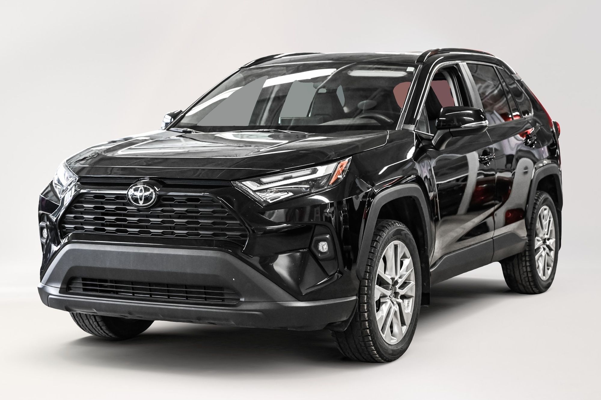 Toyota RAV4  2023 à Verdun, Québec