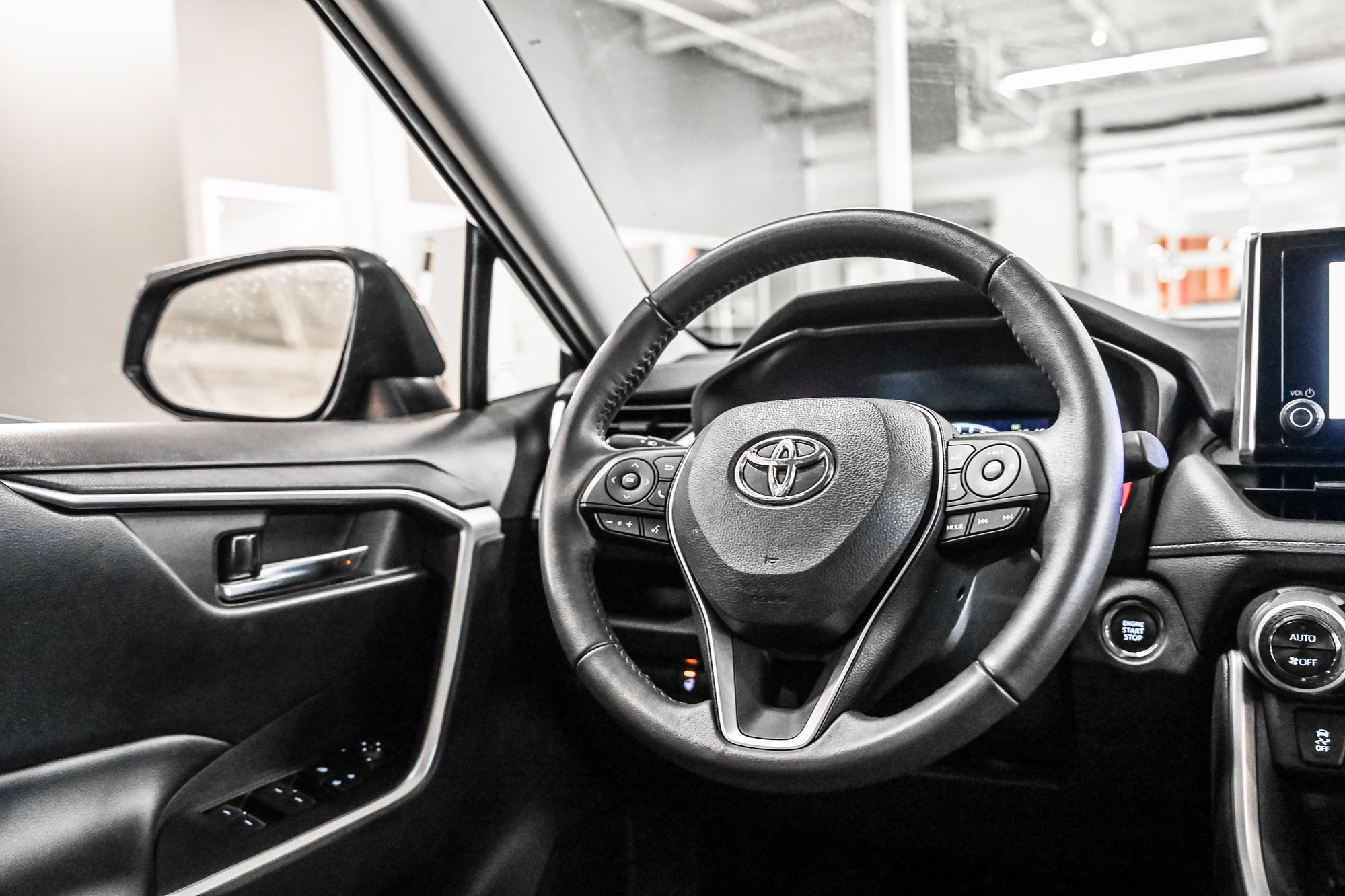 Toyota RAV4  2023