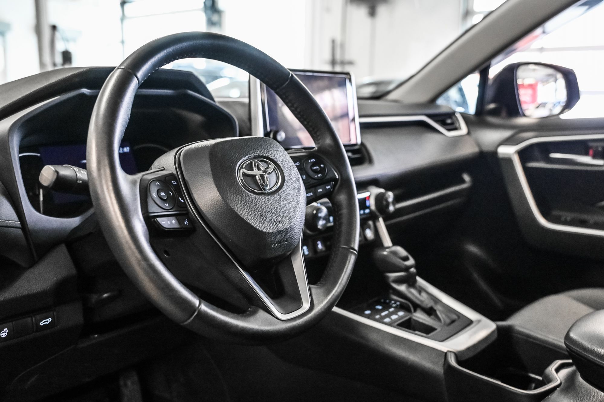 Toyota RAV4  2024 à Verdun, Québec