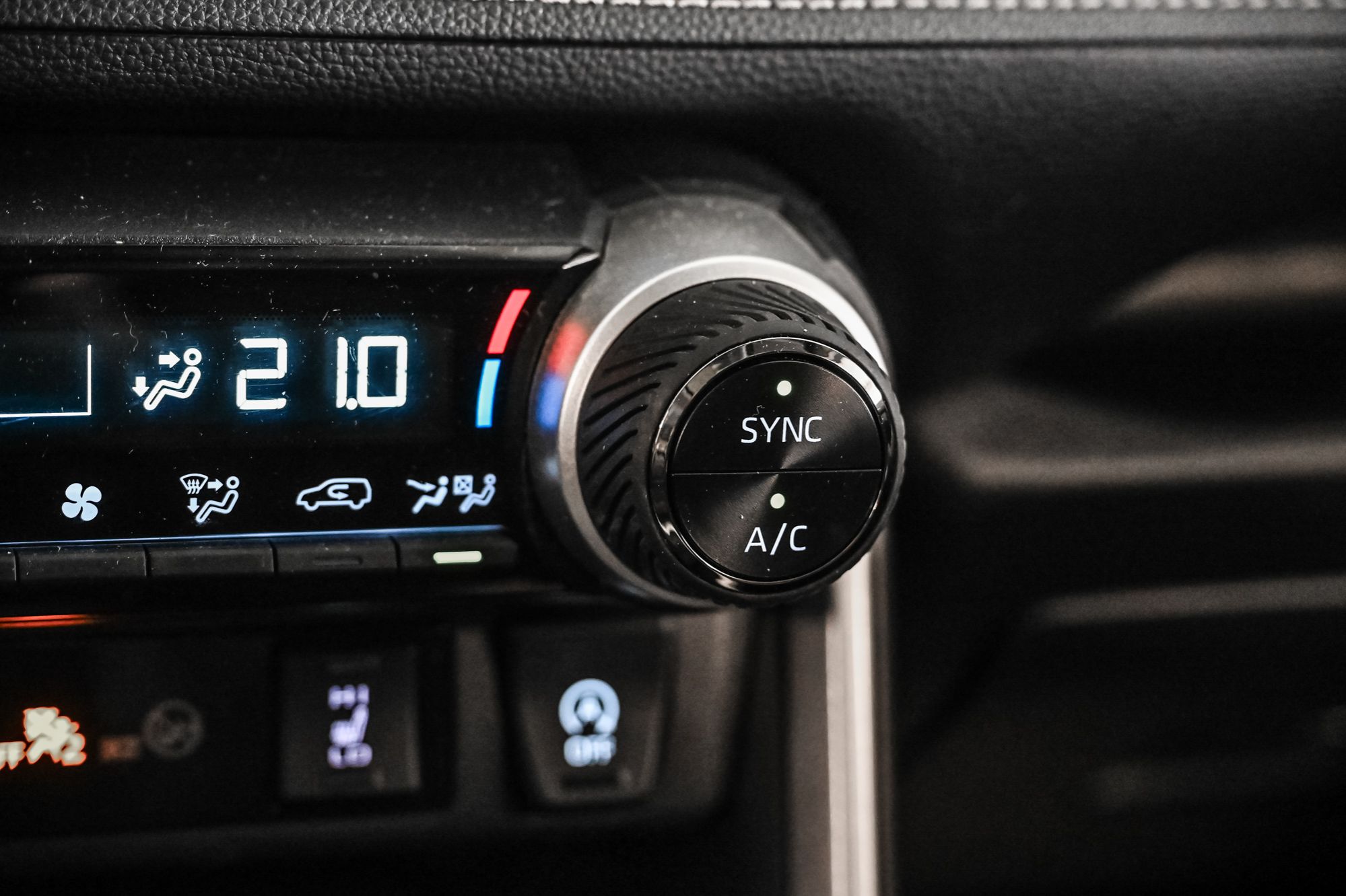 Toyota RAV4  2024 à Verdun, Québec