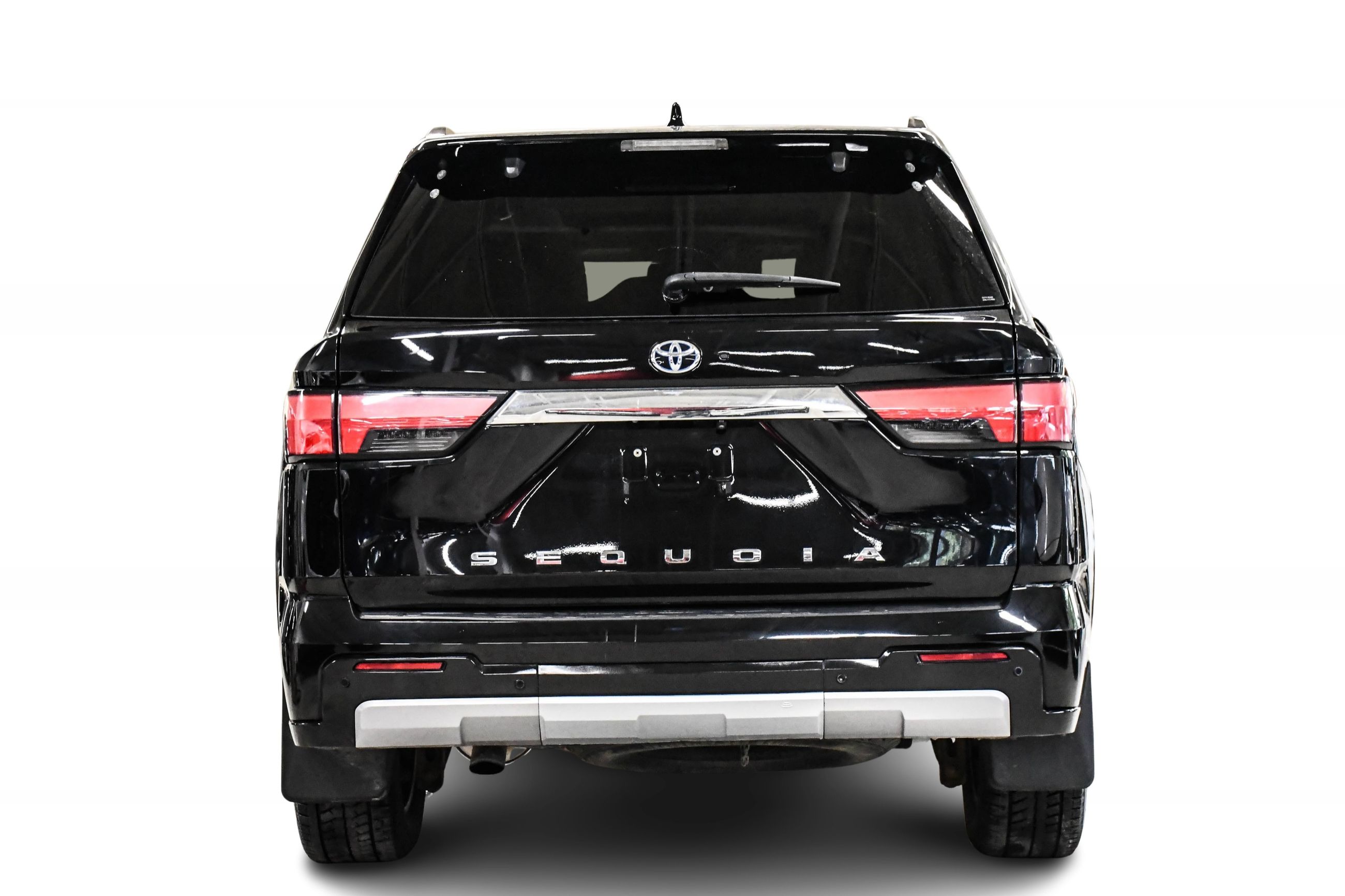 2023 Toyota Sequoia Hybrid