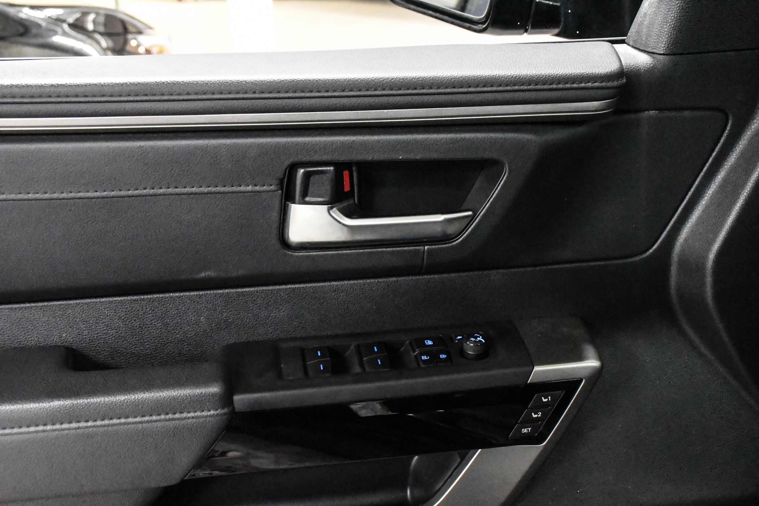 2023 Toyota Sequoia Hybrid