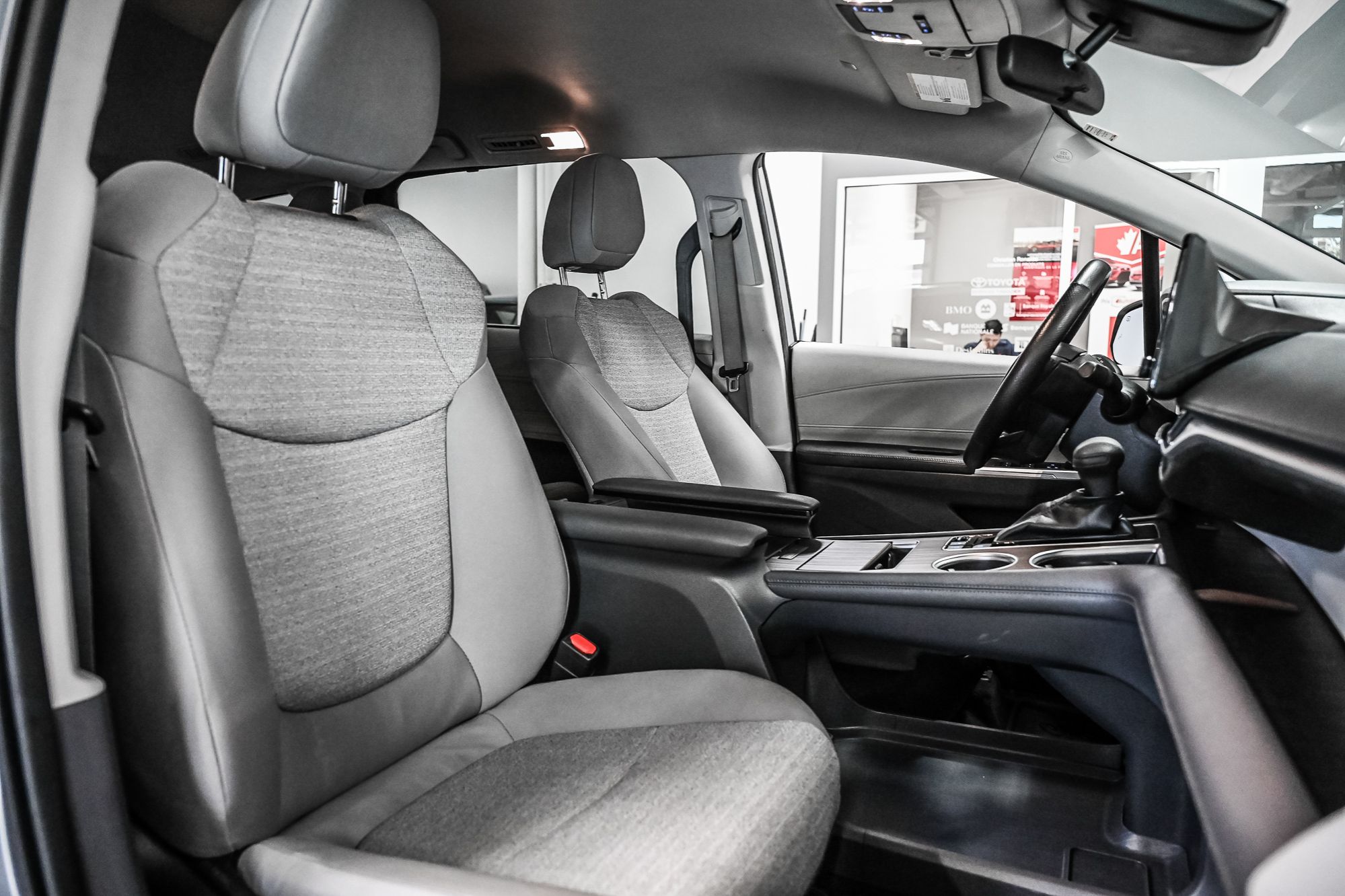2022 Toyota Sienna Hybrid