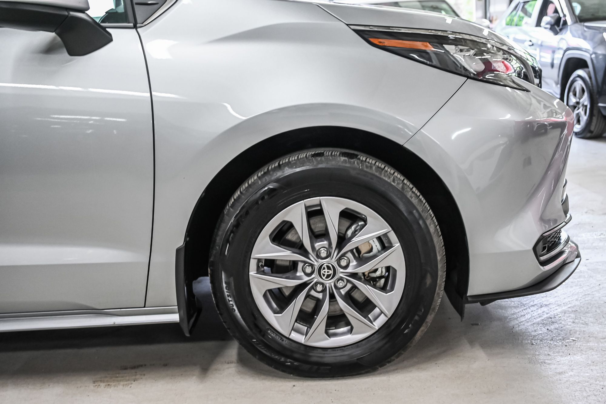 2025 Toyota Sienna in Verdun, Quebec