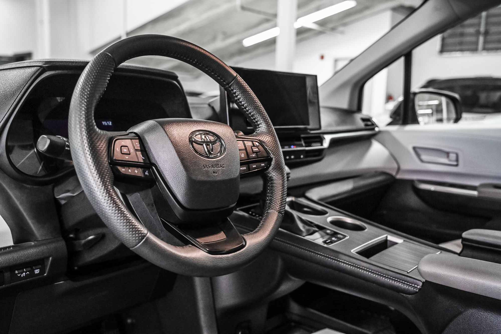 2025 Toyota Sienna in Verdun, Quebec