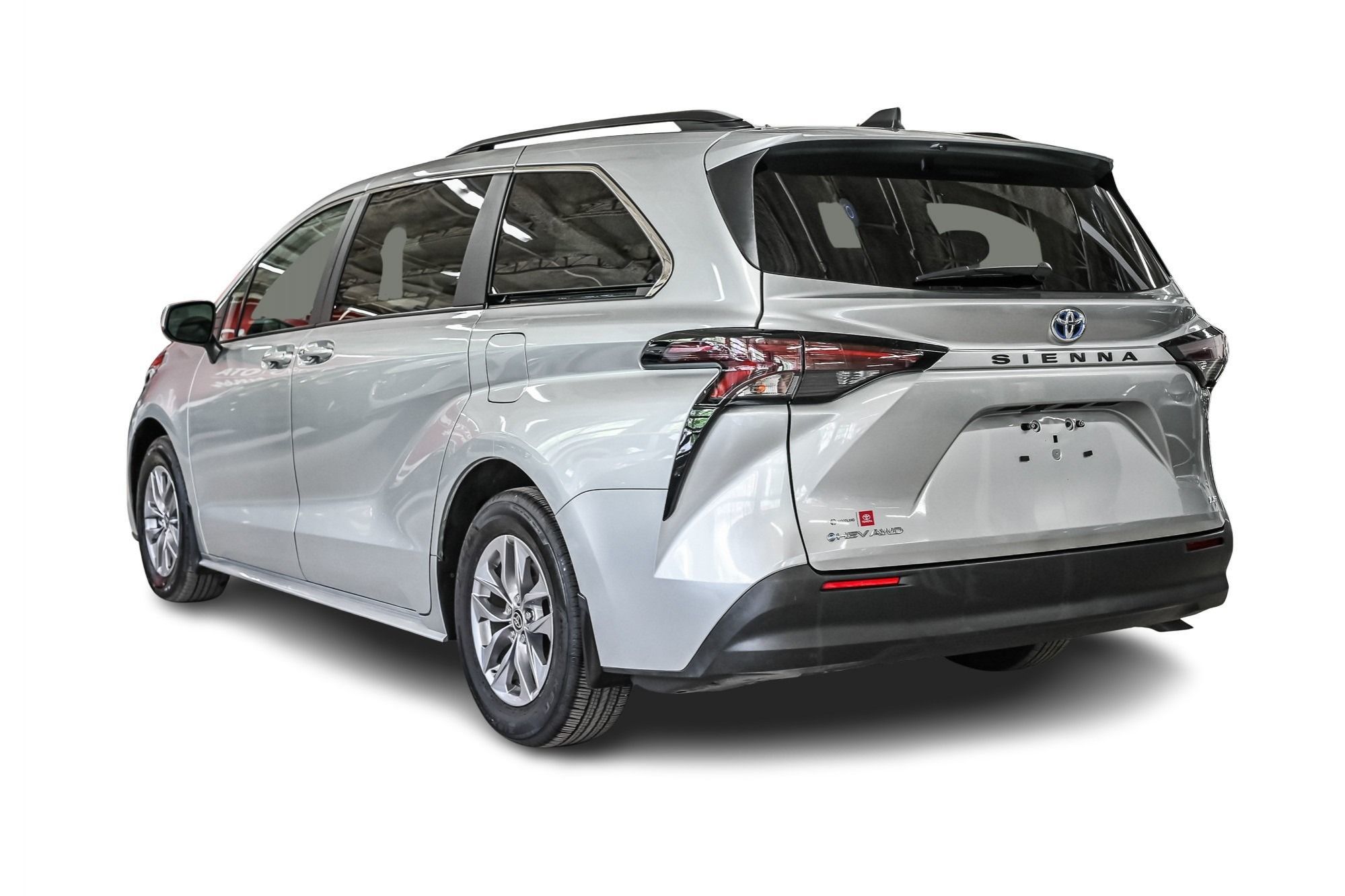 2025 Toyota Sienna in Verdun, Quebec