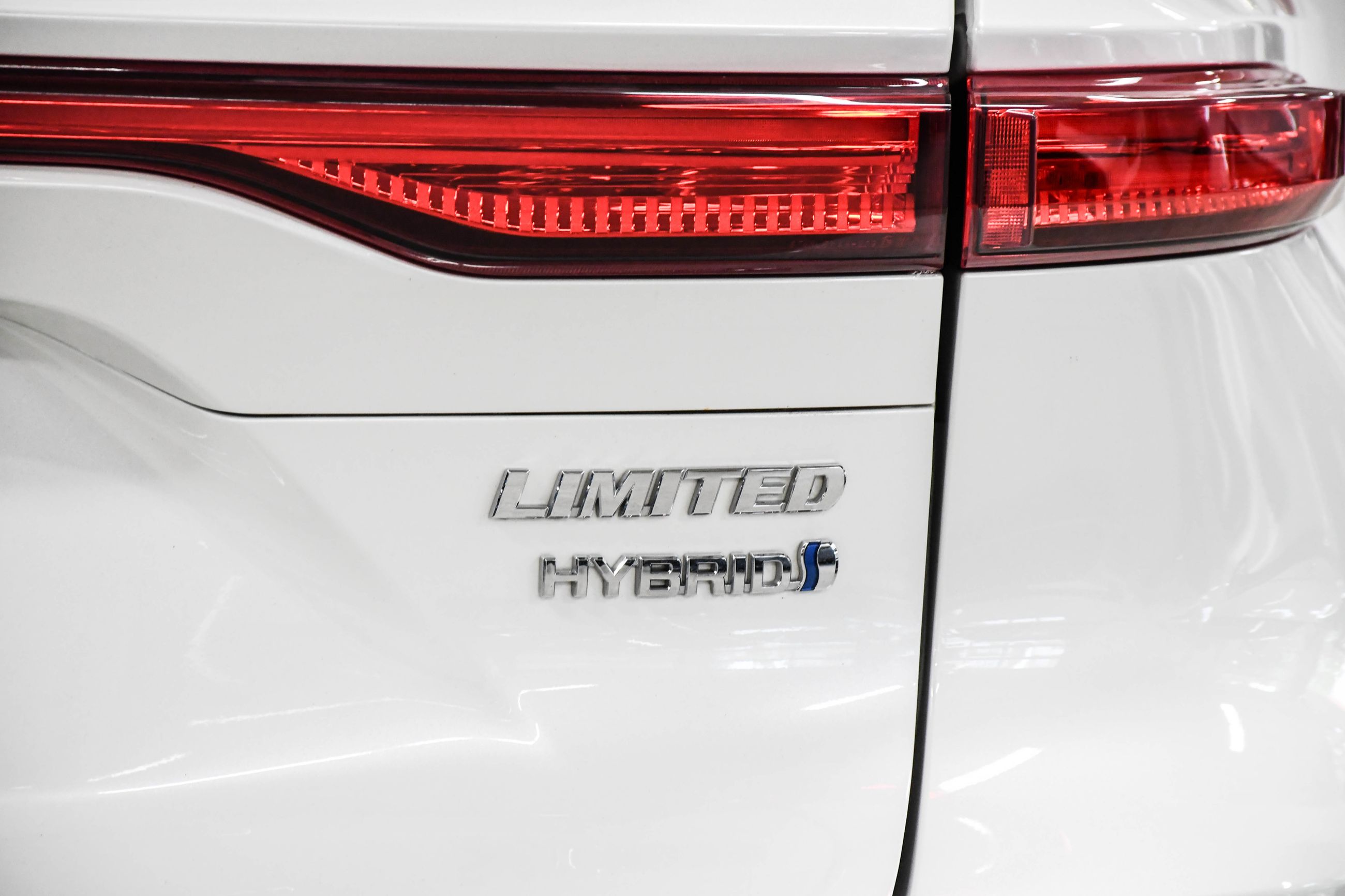 2021 Toyota VENZA HYBRID in Verdun, Quebec