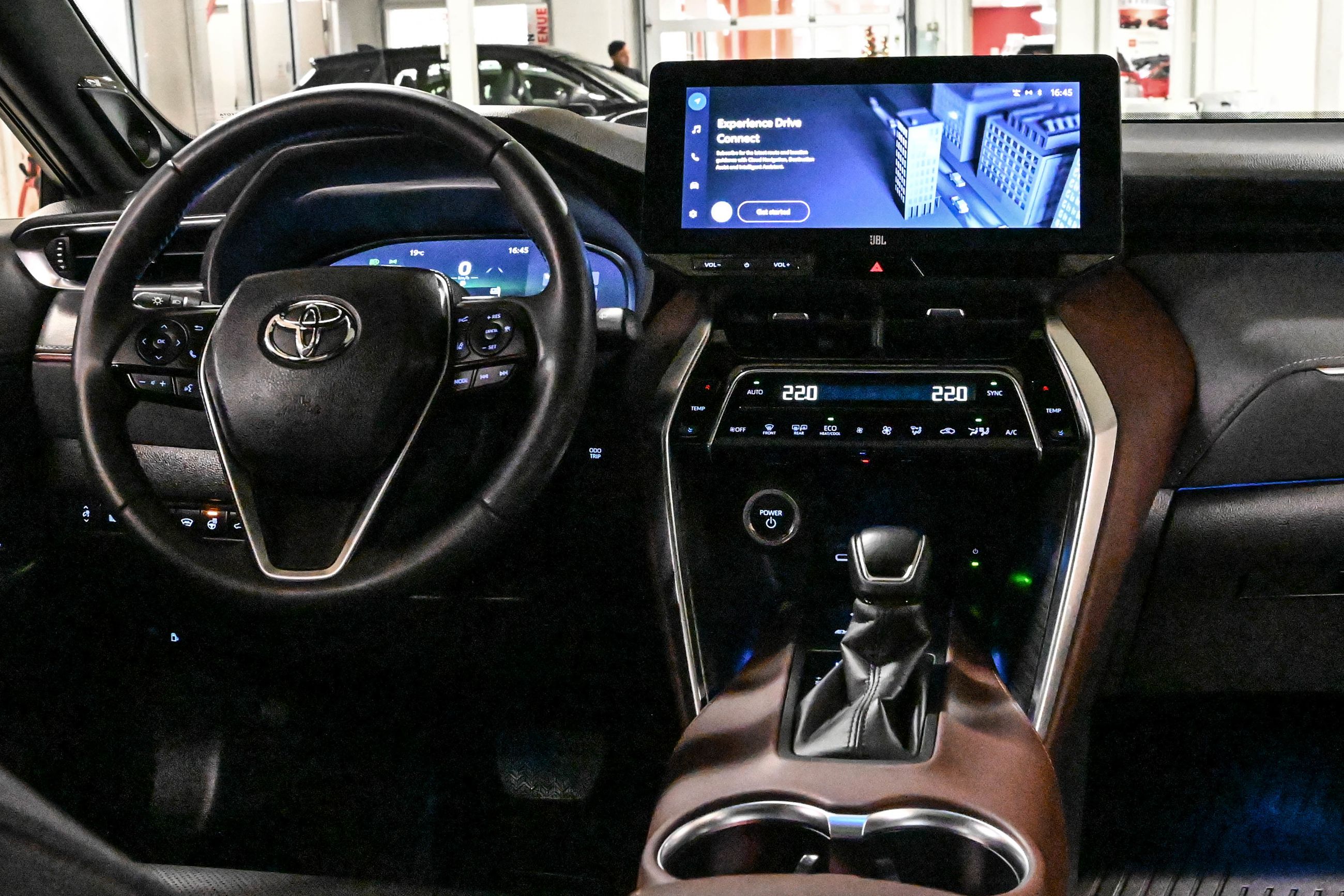 2024 Toyota Venza in Verdun, Quebec