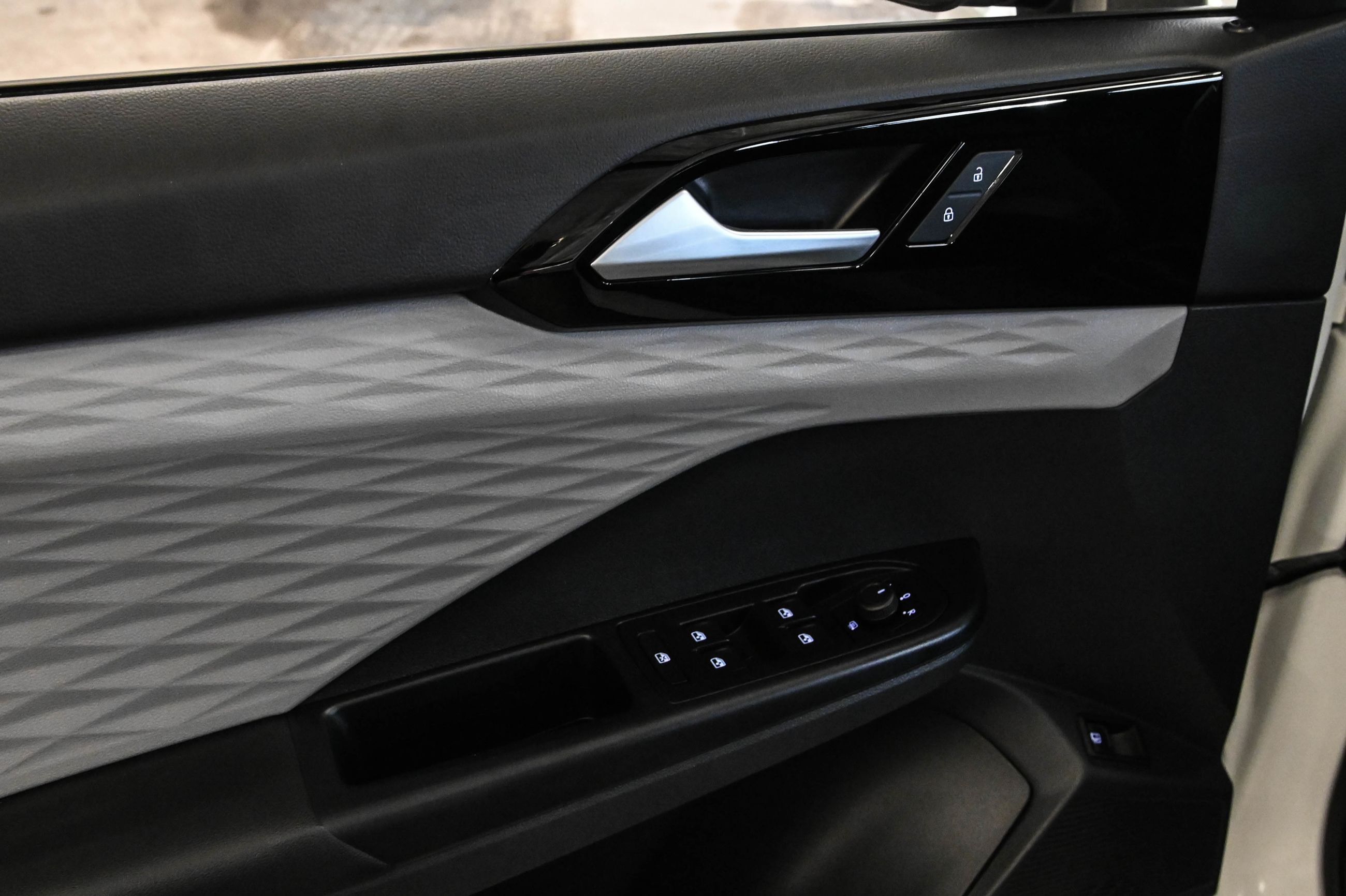 2023 Volkswagen Taos