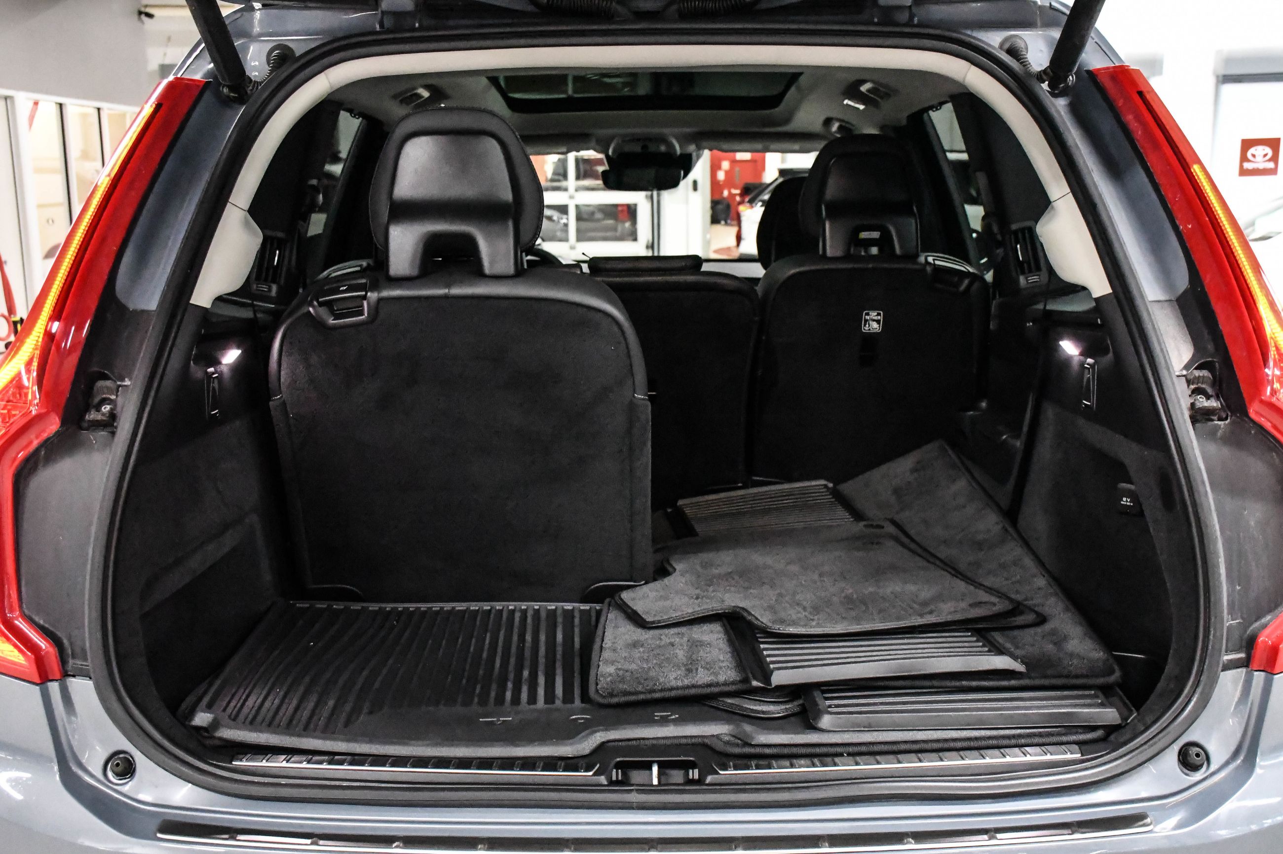 Volvo XC90  2021