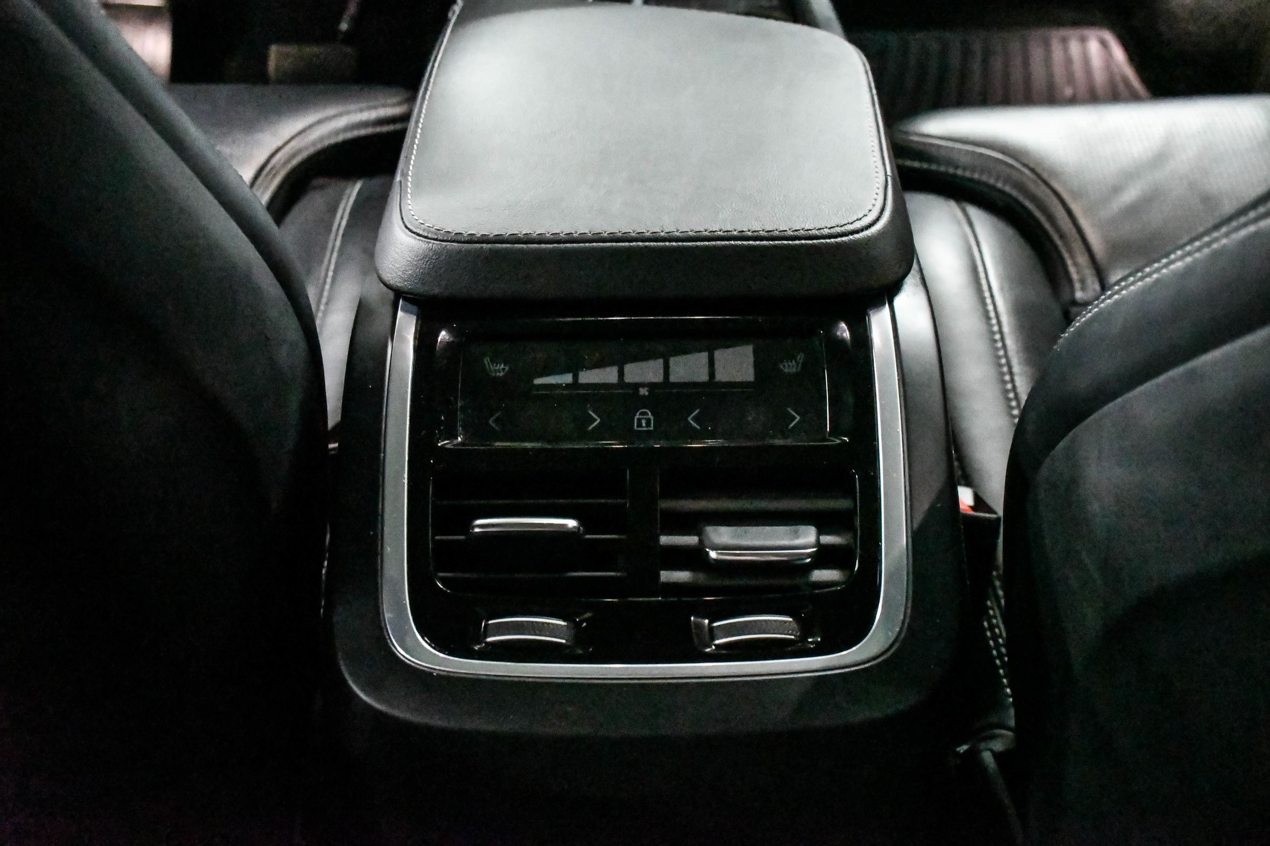 Volvo XC90  2021