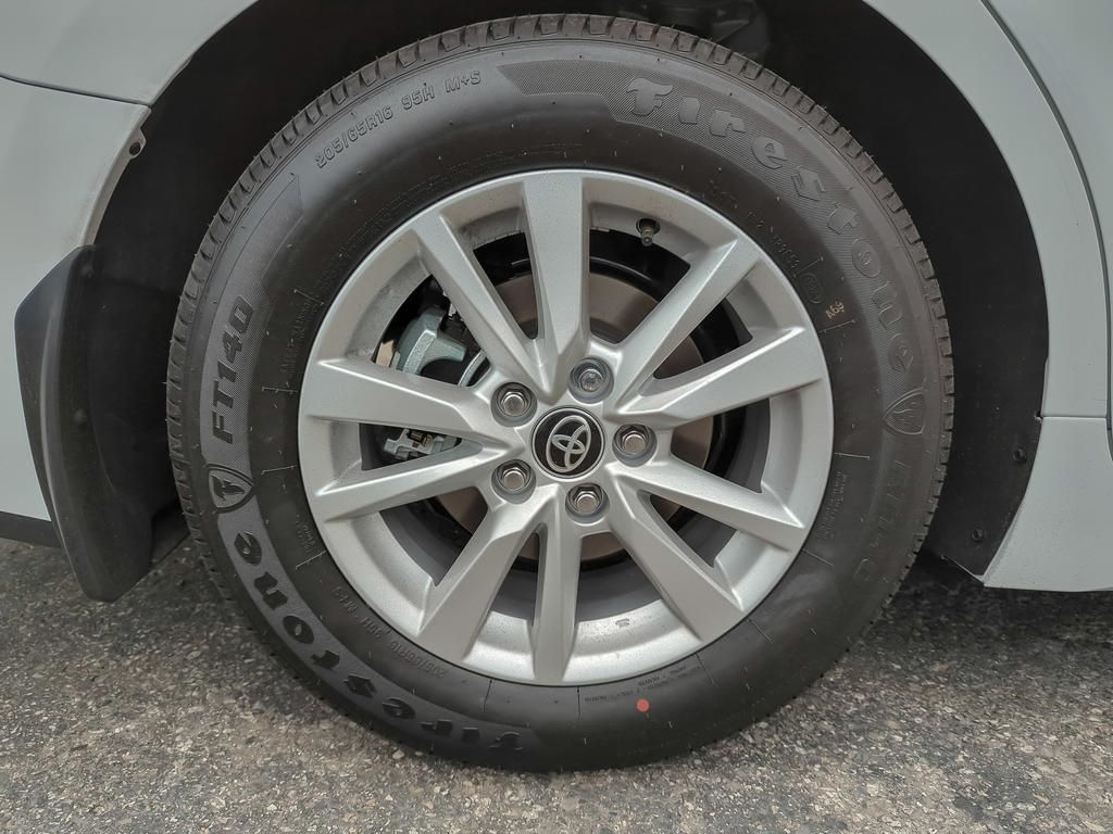 Toyota Camry Hybrid  2026 à Verdun, Québec