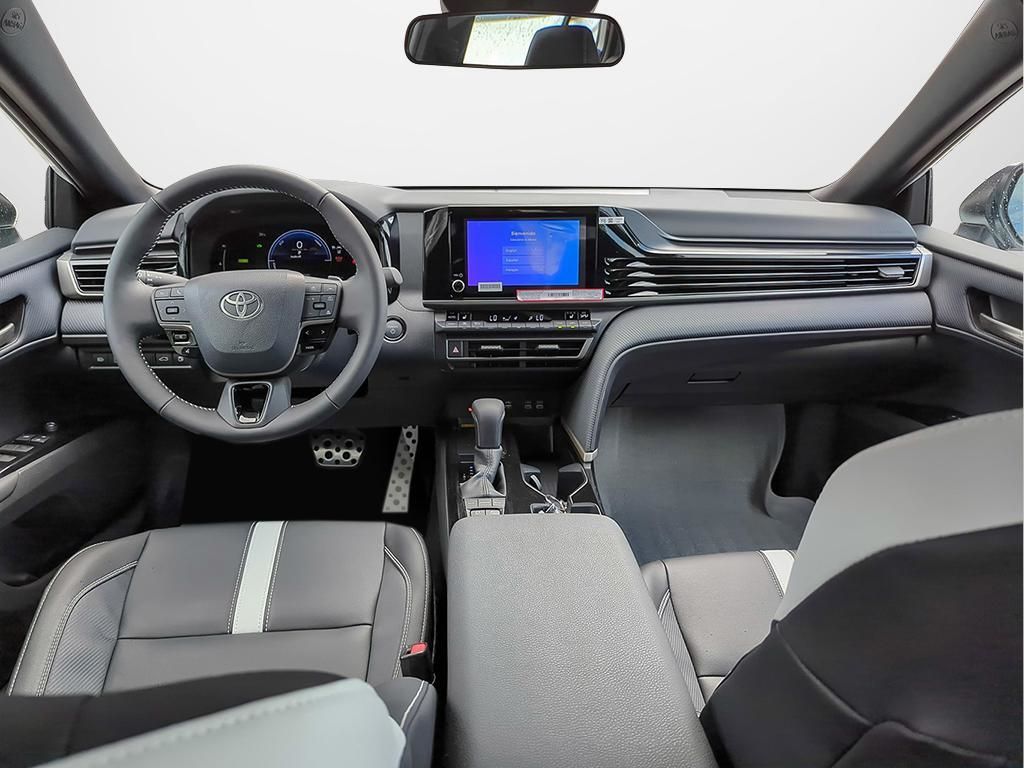 Toyota Camry Hybrid  2026 à Verdun, Québec