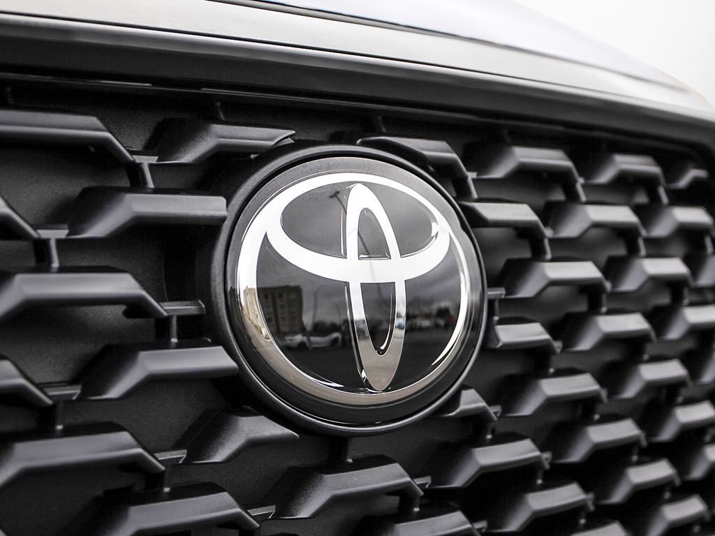 Toyota COROLLA CROSS  2025 à Verdun, Québec