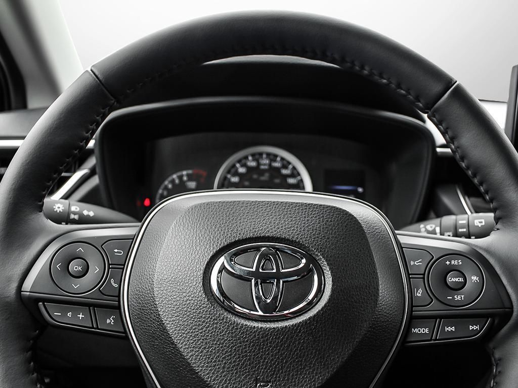 2025 Toyota COROLLA CROSS in Verdun, Quebec