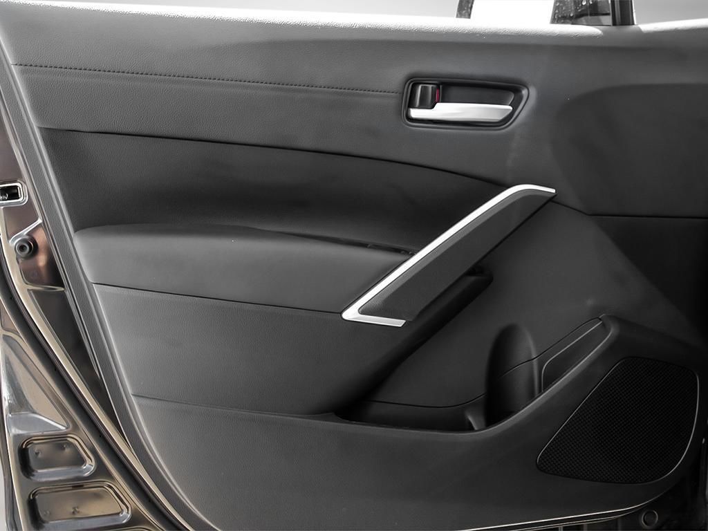 Toyota COROLLA CROSS  2025 à Verdun, Québec