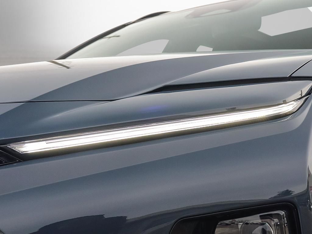 Toyota Crown Signia  2025