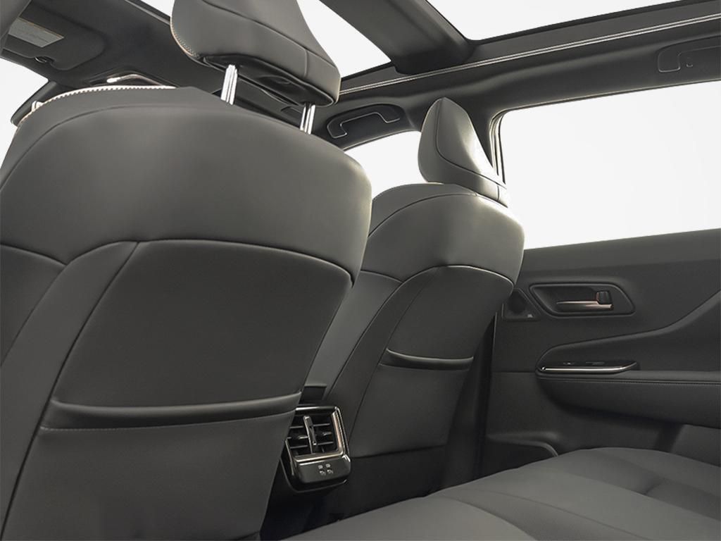 Toyota Crown Signia  2025