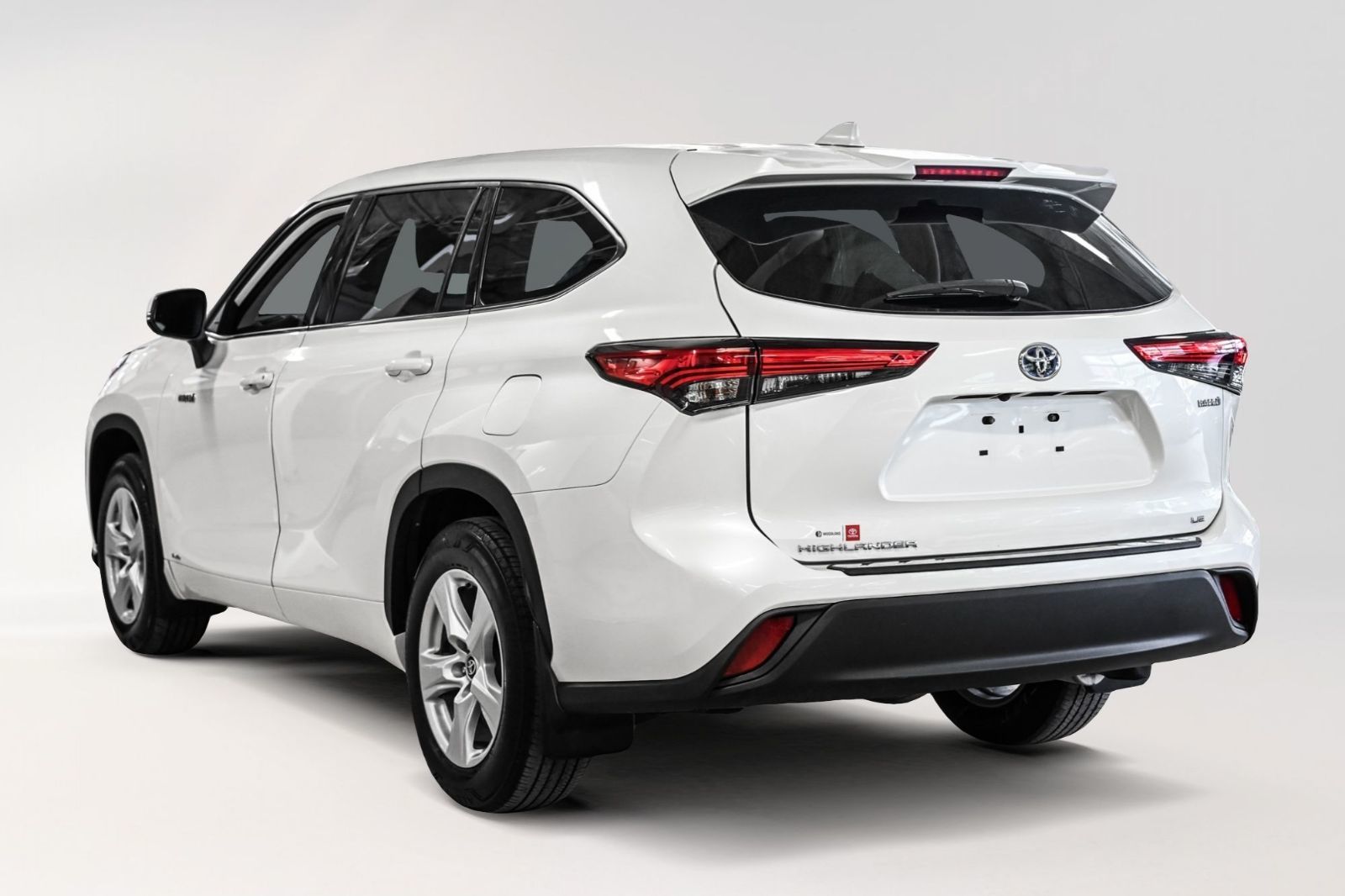 2020 Toyota Highlander hybrid in Verdun, Quebec