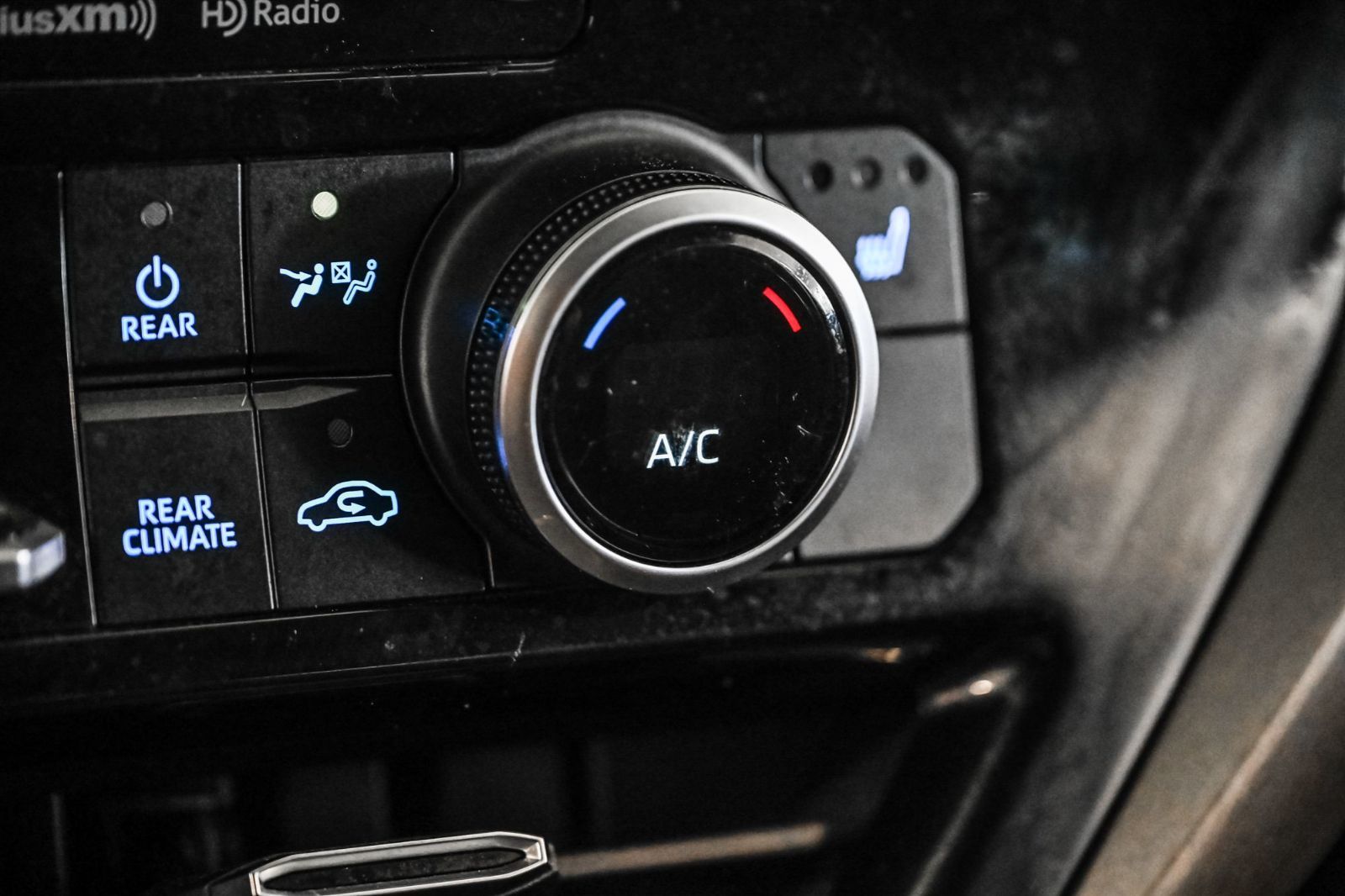 2020 Toyota Highlander hybrid in Verdun, Quebec