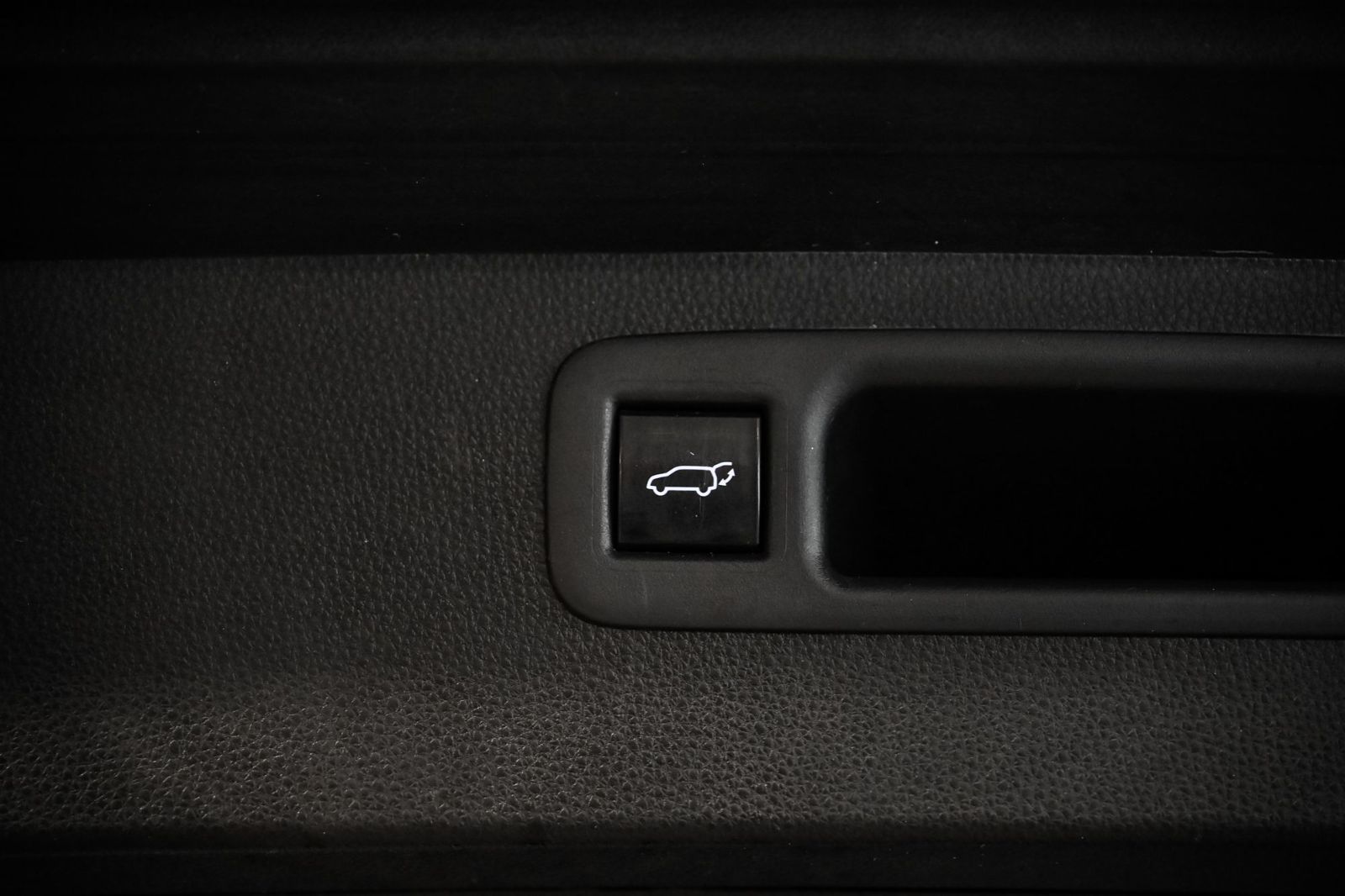 2020 Toyota Highlander hybrid in Verdun, Quebec