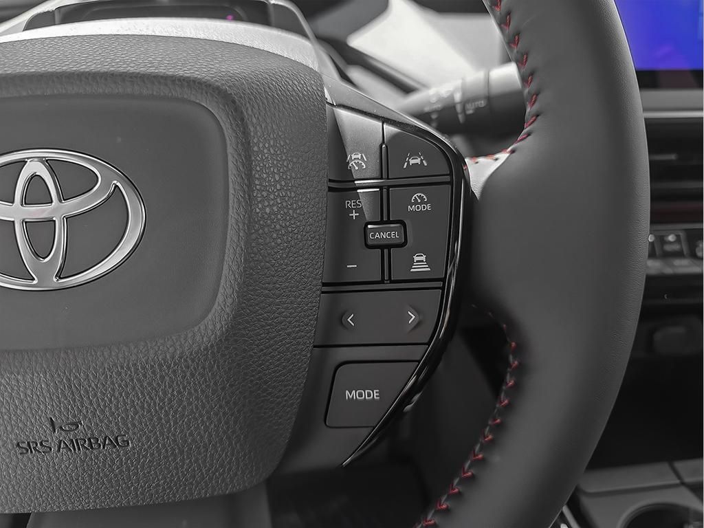 2025 Toyota Prius Plug-in Hybrid in Verdun, Quebec