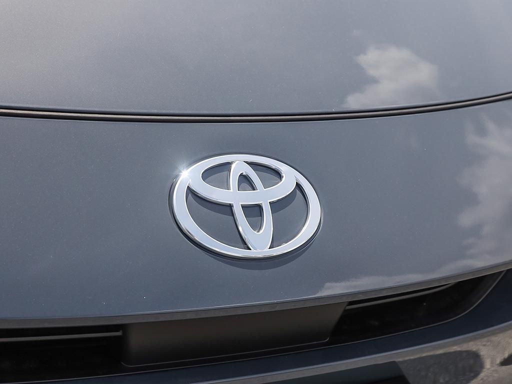 Toyota Prius Plug-in Hybrid  2025 à Verdun, Québec