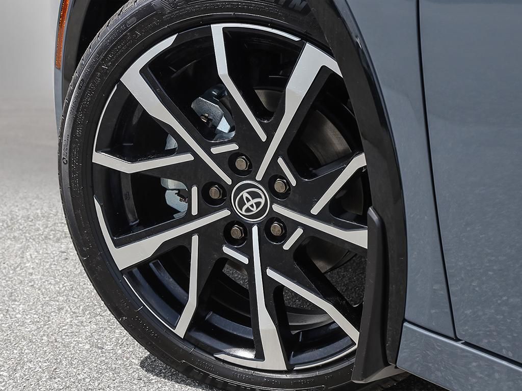 2025 Toyota Prius Plug-in Hybrid