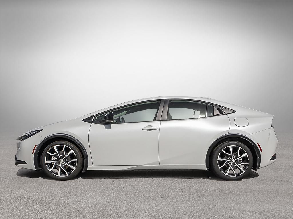 Toyota Prius Plug-in Hybrid  2026