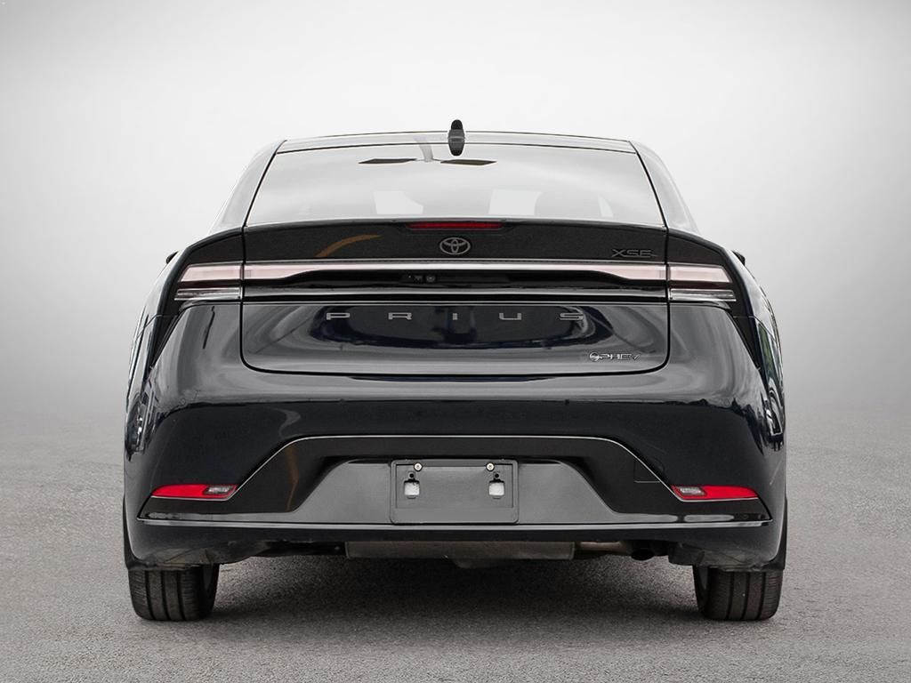 Toyota Prius Plug-in Hybrid  2026