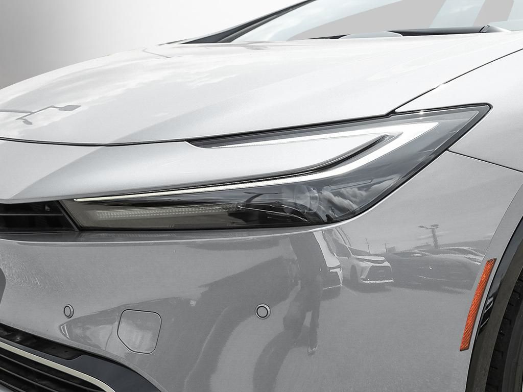 Toyota Prius Plug-in Hybrid  2026