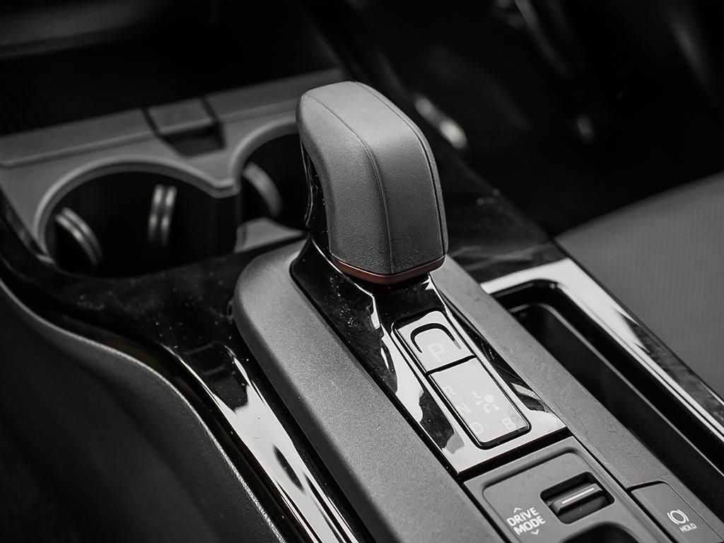 Toyota Prius Plug-in Hybrid  2026