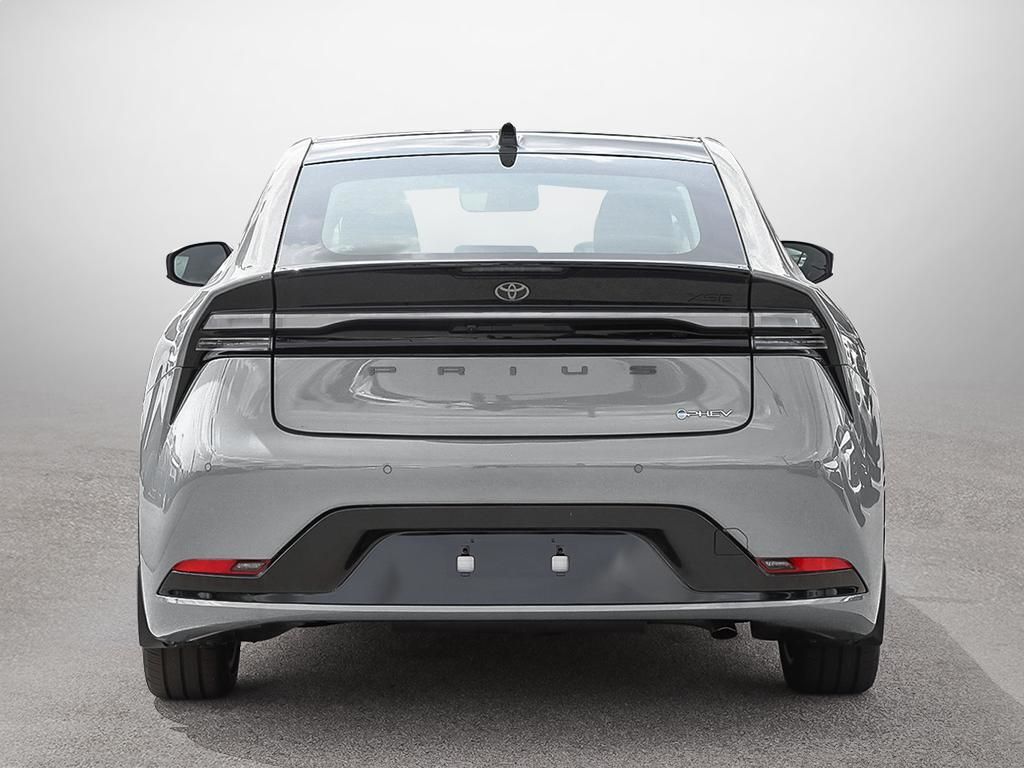 Toyota Prius Plug-in Hybrid  2026