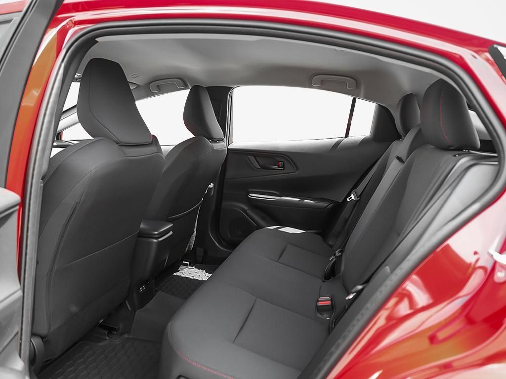 Toyota Prius Plug-in Hybrid  2026