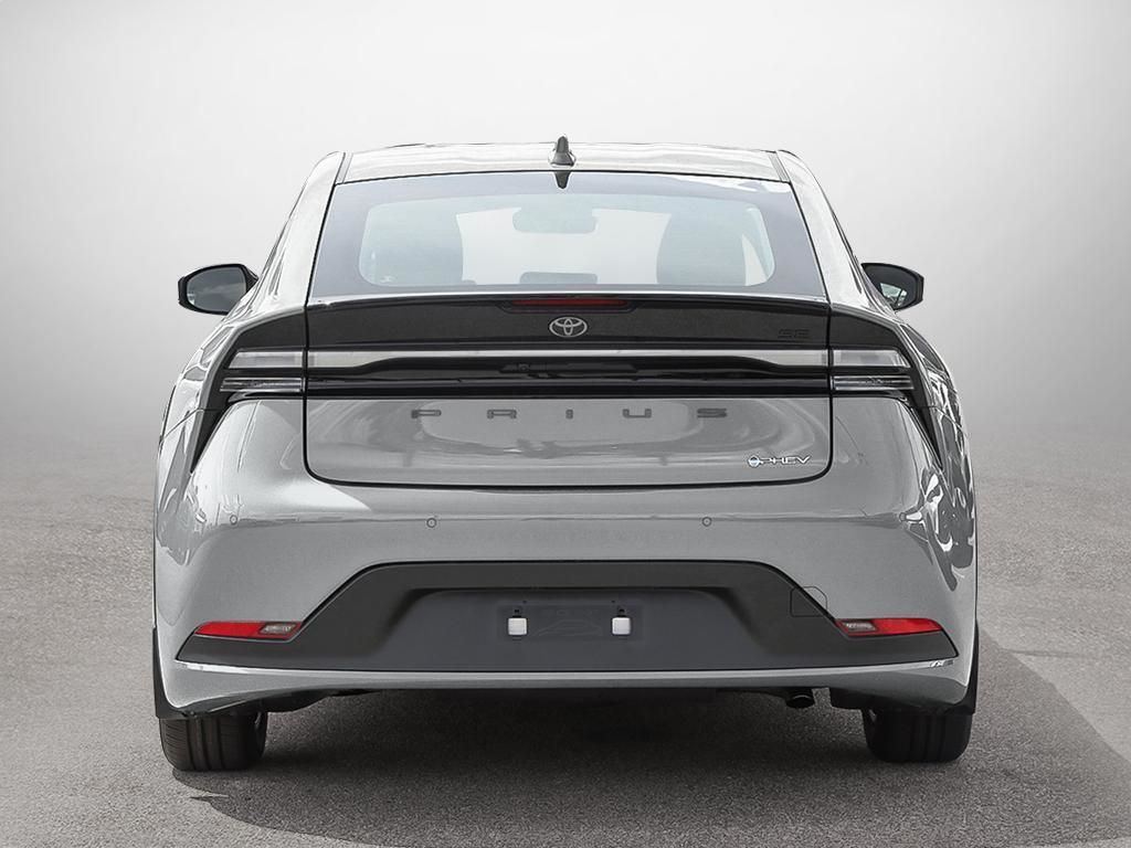 Toyota Prius Plug-in Hybrid  2026