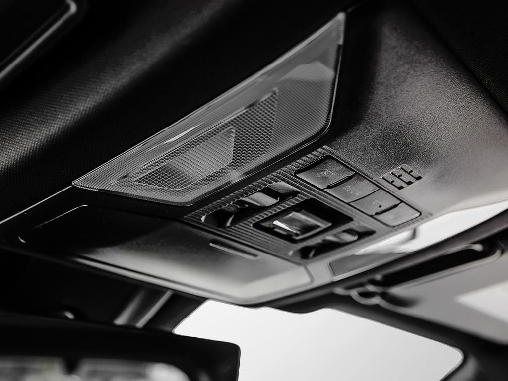 Toyota RAV4 Plug-in Hybrid  2025