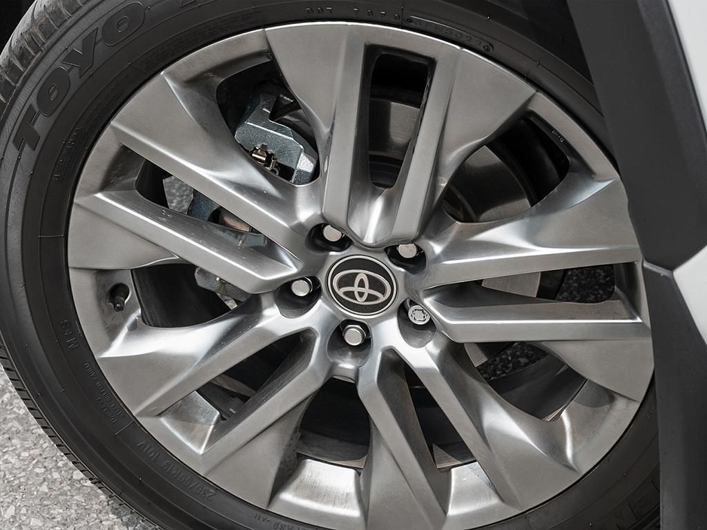 Toyota RAV4  2025 à Verdun, Québec