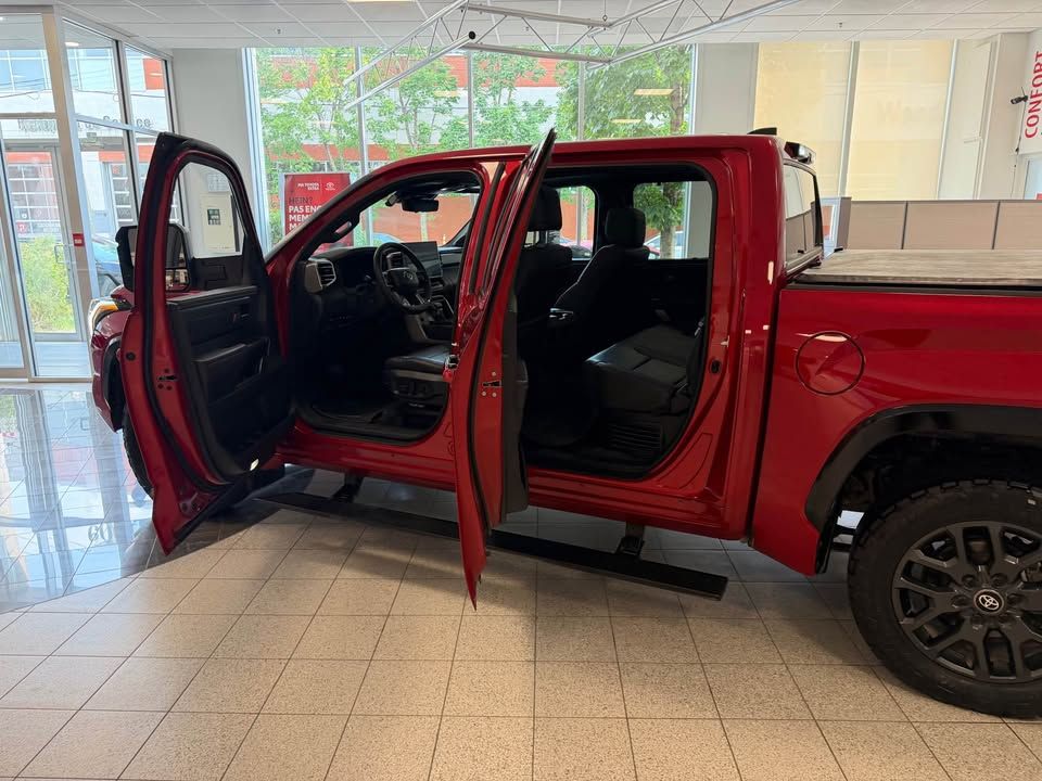 Toyota Tundra Hybrid  2026 à Verdun, Québec