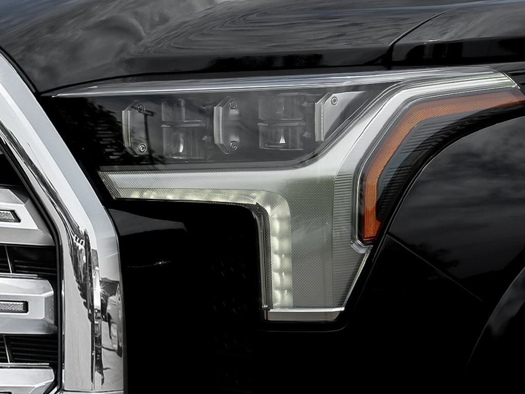 2025 Toyota Tundra in Verdun, Quebec