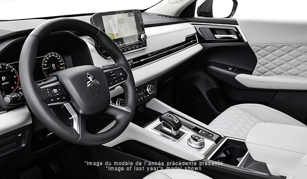 2025 Mitsubishi Outlander in Regina, Saskatchewan